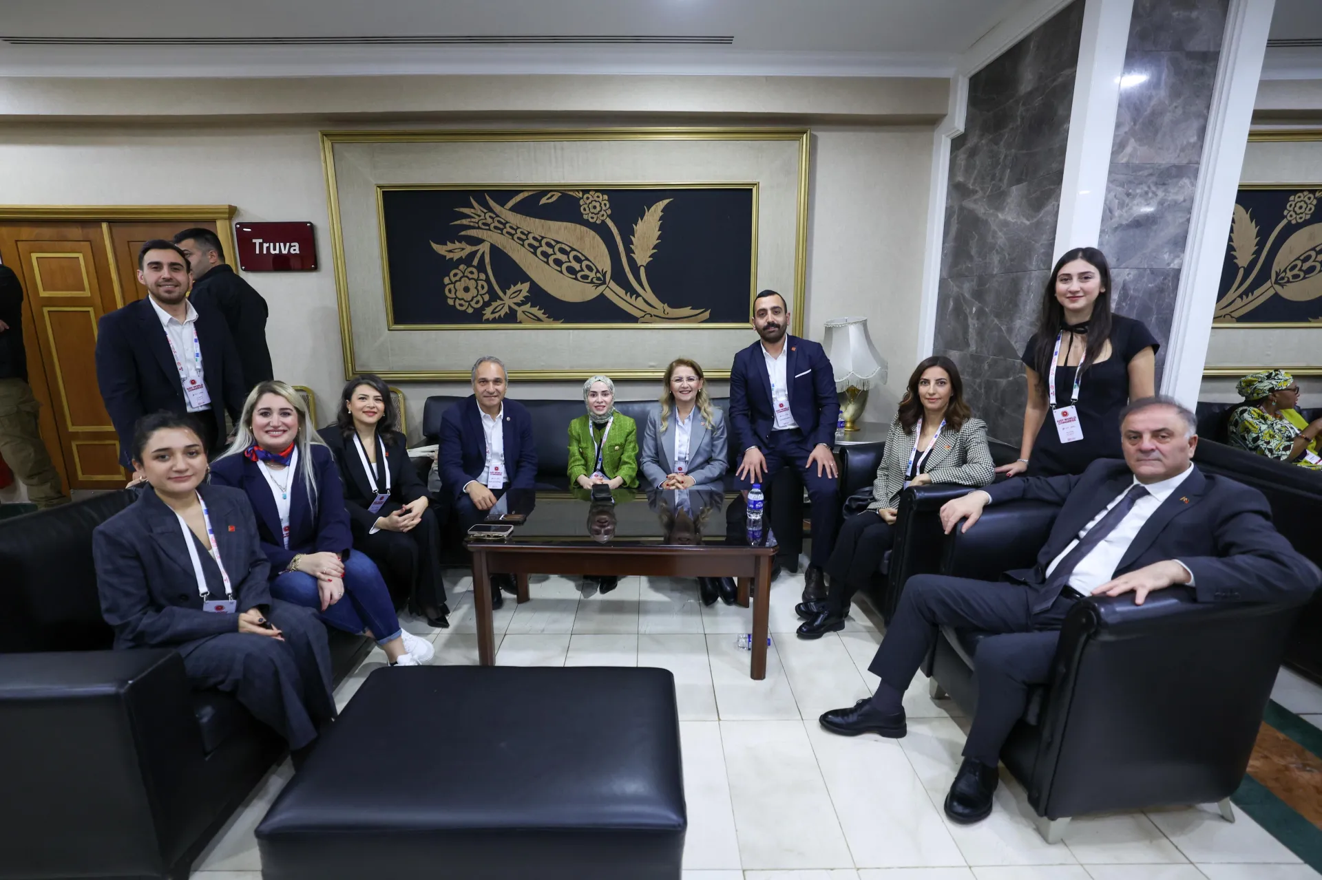 BAŞKAN OVALIOĞLU SOSYALİST ENTERNASYONAL GENÇLİK BİRLİĞİ TOPLANTISINDA KONUŞTU