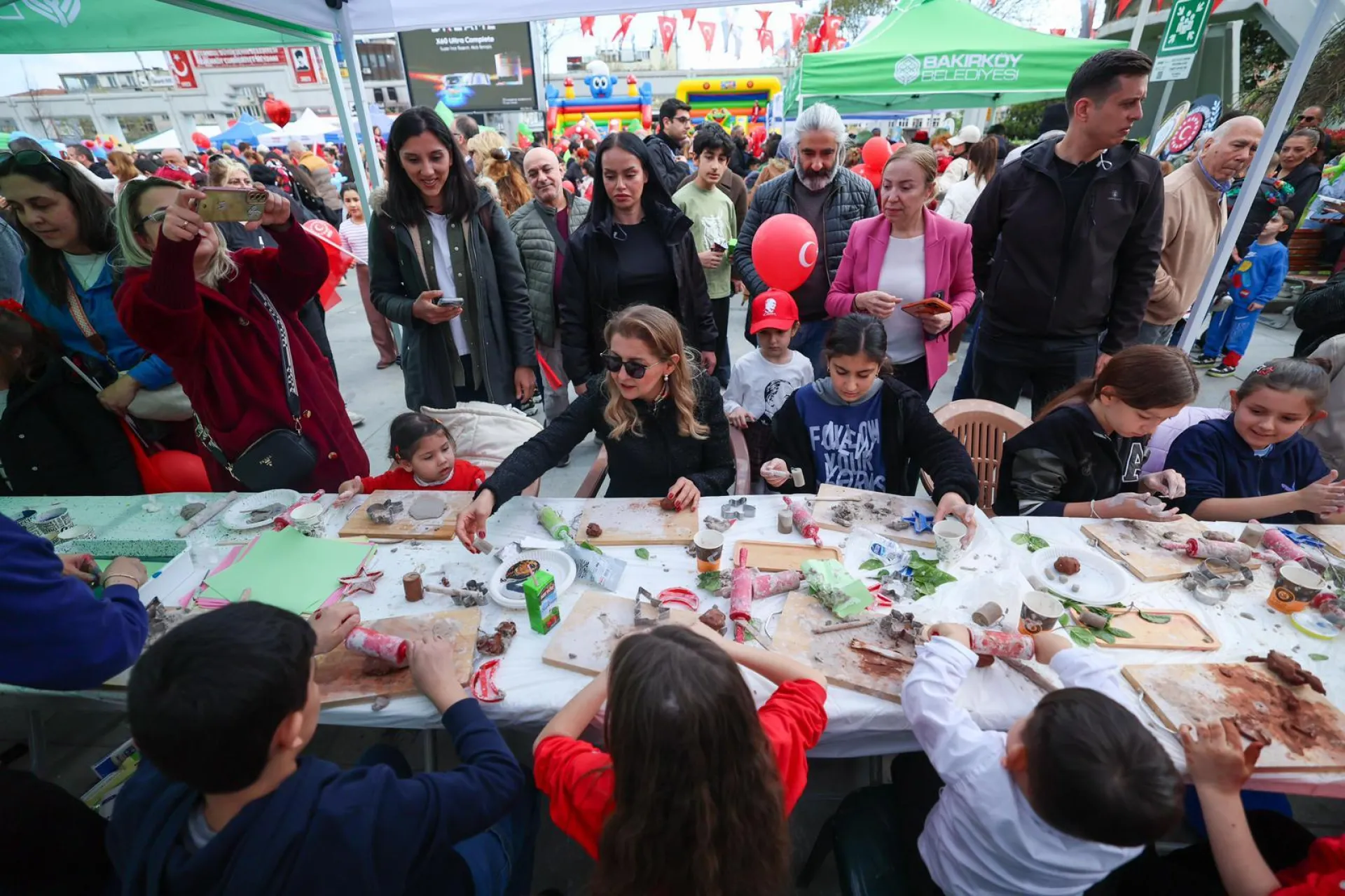 BAKIRKÖY’DE VOSVOSLAR “EGEMENLİK TURU” ATTI
