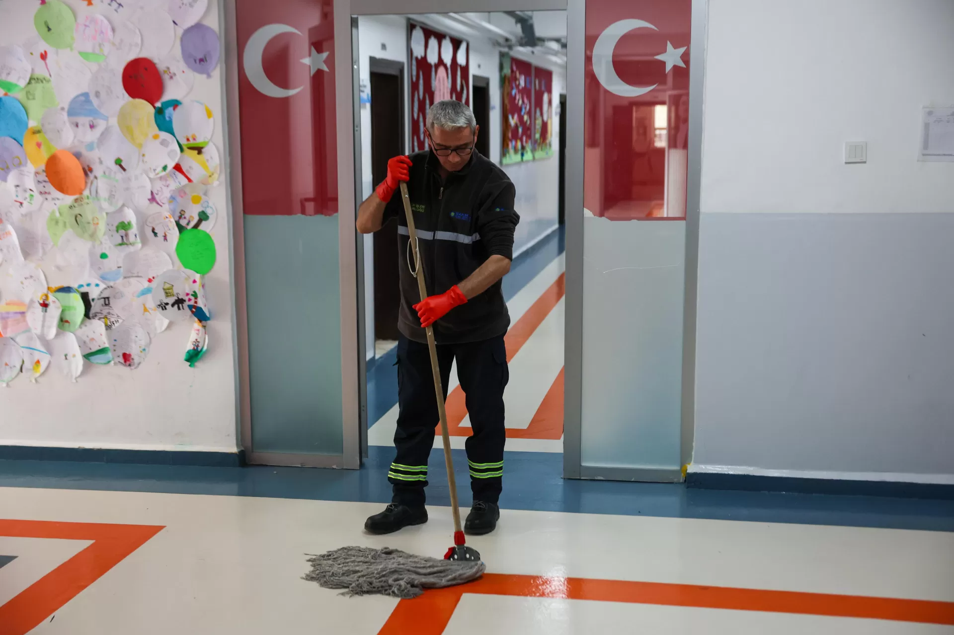 BAKIRKÖY BELEDİYESİ OKULLARI YENİ DÖNEME HAZIRLADI