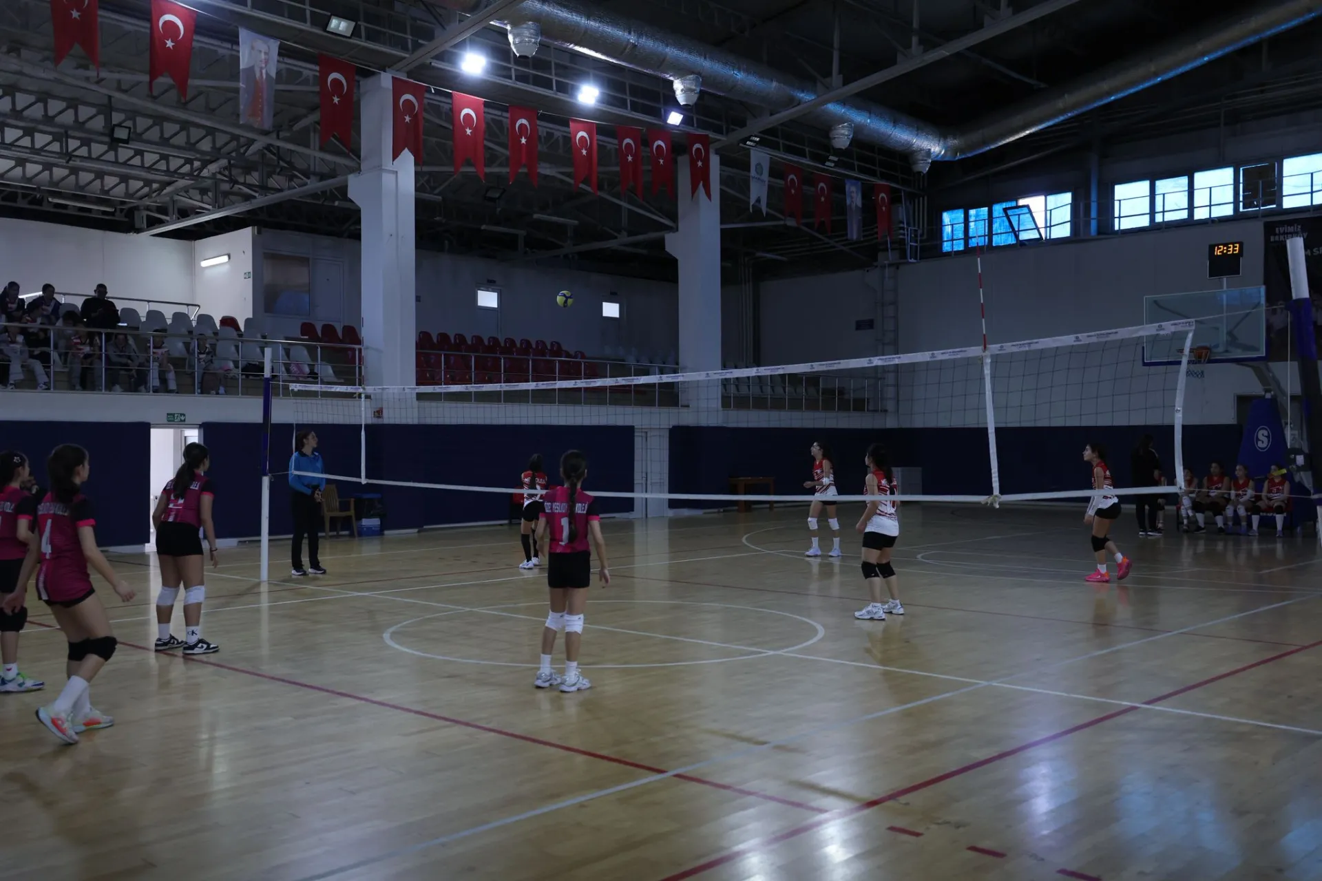 BAKIRKÖY’DE EGEMENLİK TURNUVASI COŞKUSU