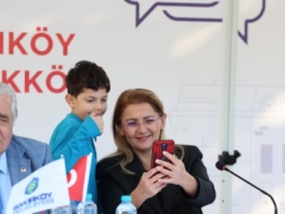 ‘EVİMİZ BAKIRKÖY MAHALLE BULUŞMALARI’ VATANDAŞLARIN SESİ OLMAYA DEVAM EDİYOR