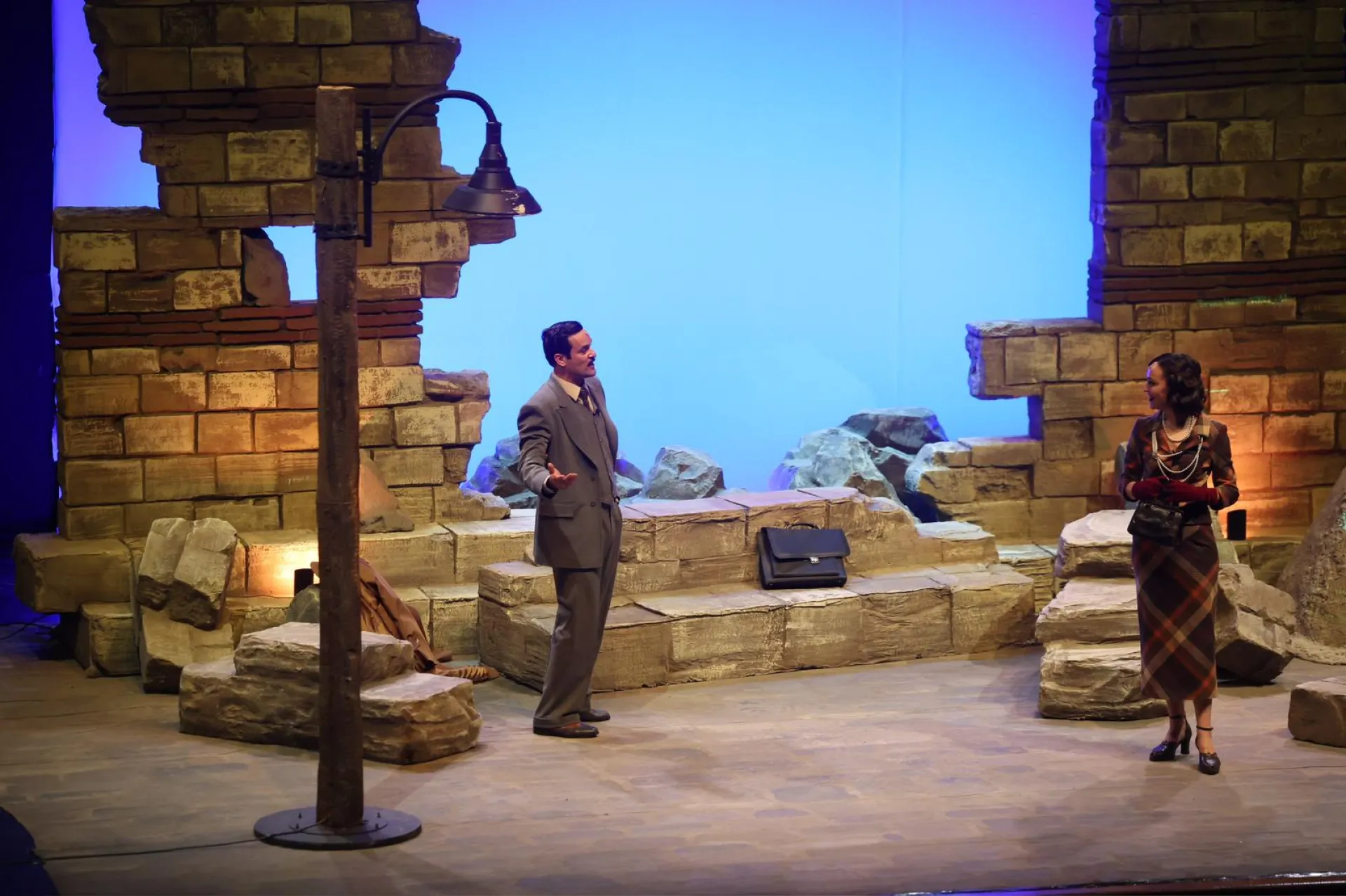 BAKIRKÖY BELEDİYE TİYATROLARI’NDAN “AY TEDİRGİNLİĞİ” GALASI