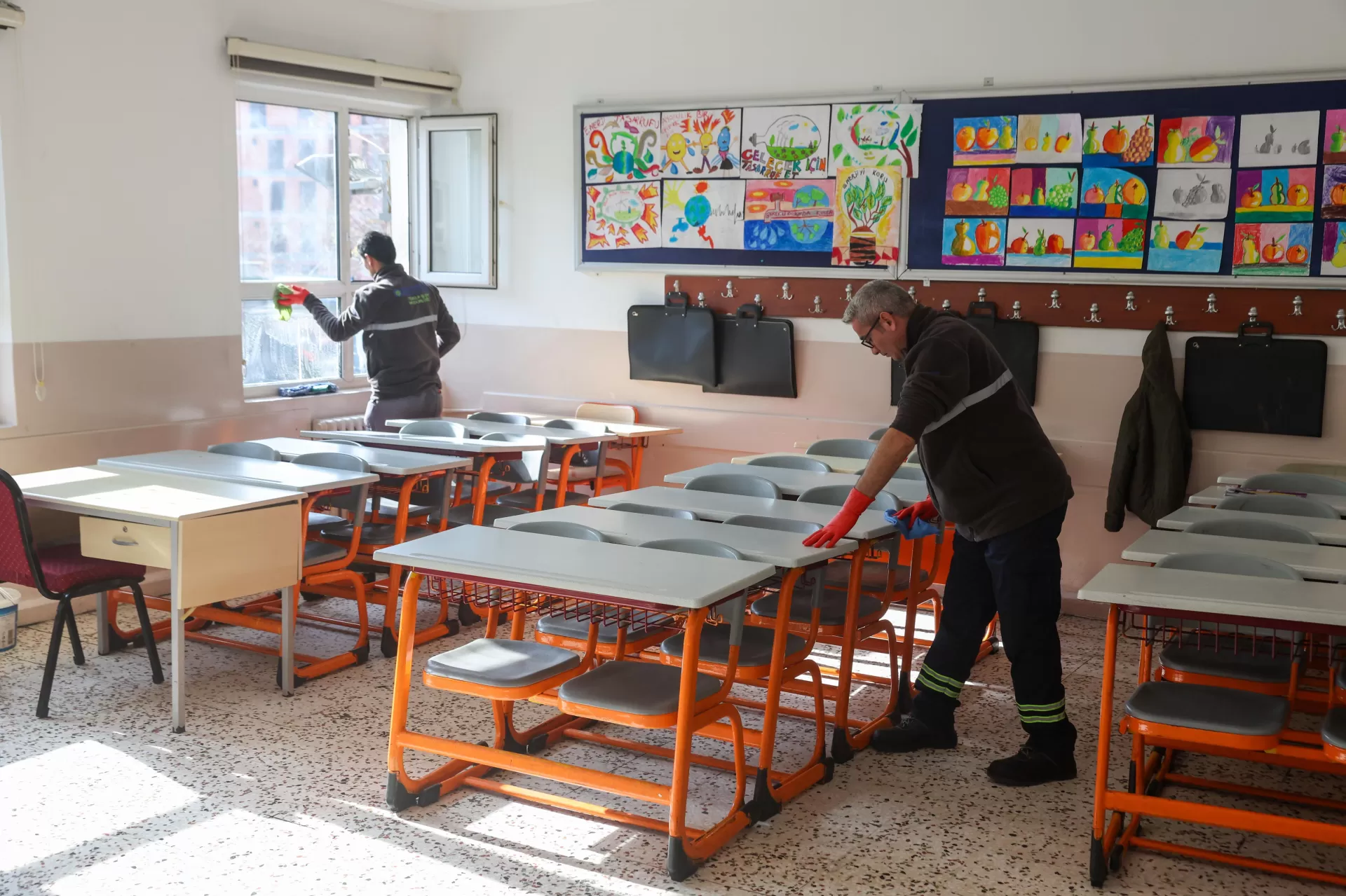 BAKIRKÖY BELEDİYESİ OKULLARI YENİ DÖNEME HAZIRLADI