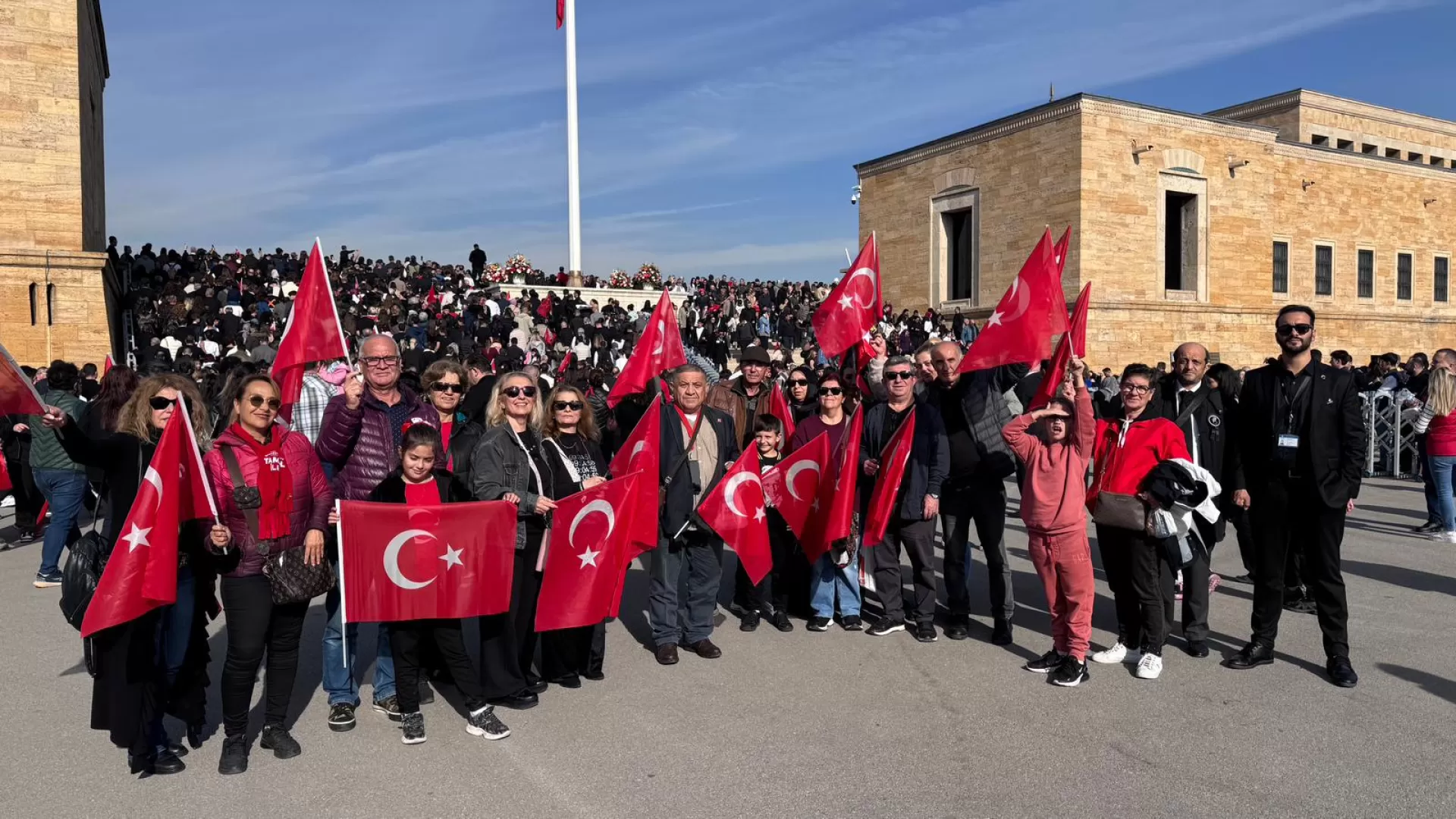 BAKIRKÖYLÜLER ATANIN HUZURUNDA