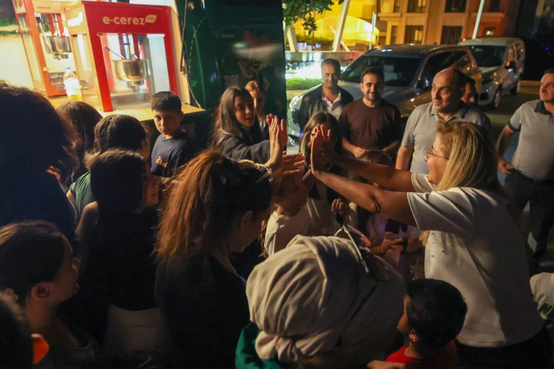 YAZ AKŞAMLARINDA SİNEMA KEYFİ BAKIRKÖY’DE DEVAM EDİYOR