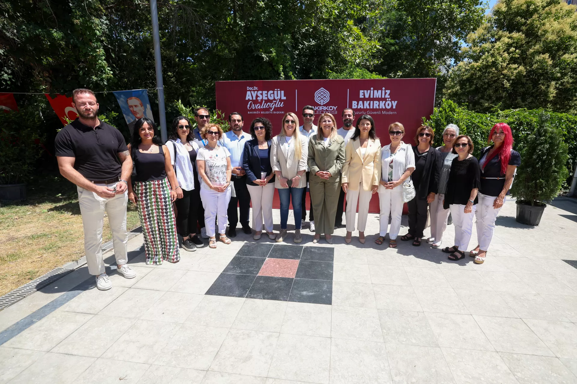 BAKIRKÖY BELEDİYESİ EMEKLİLER EVİ AÇILDI