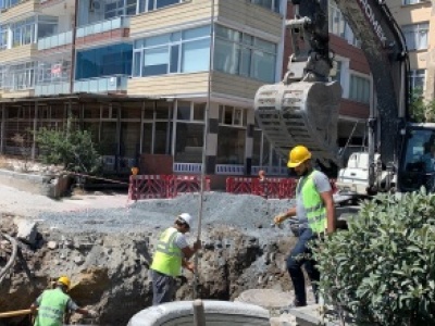 BAKIRKÖY BELEDİYESİ’NİN İSKİ İLE GERÇEKLEŞTİRDİĞİ ÇALIŞMALAR KAPSAMINDA SU BASKINLARI TARİHE KARIŞIYOR!