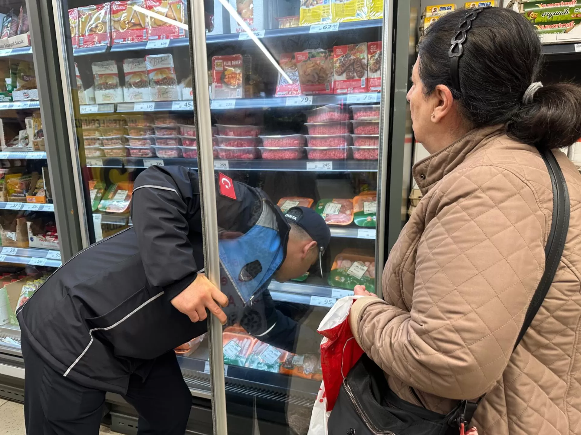 BAKIRKÖY ZABITASINDAN YİYECEK İÇECEK İŞLETMELERİNE SIKI DENETİM