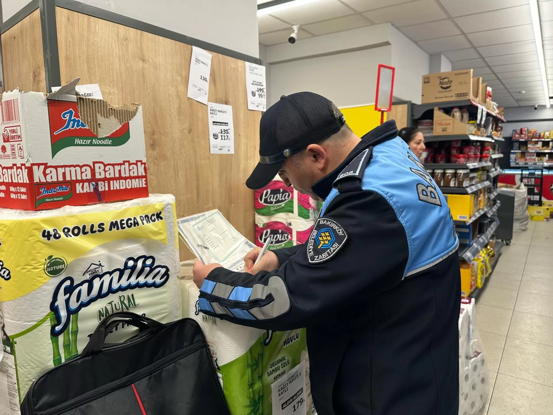 BAKIRKÖY ZABITASINDAN YİYECEK İÇECEK İŞLETMELERİNE SIKI DENETİM