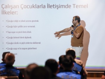 ÇOCUK İŞÇİLİĞİYLE MÜCADELEDE BİR İLK! BAKIRKÖY BELEDİYESİ’NDEN EĞİTİM SEMİNERİ
