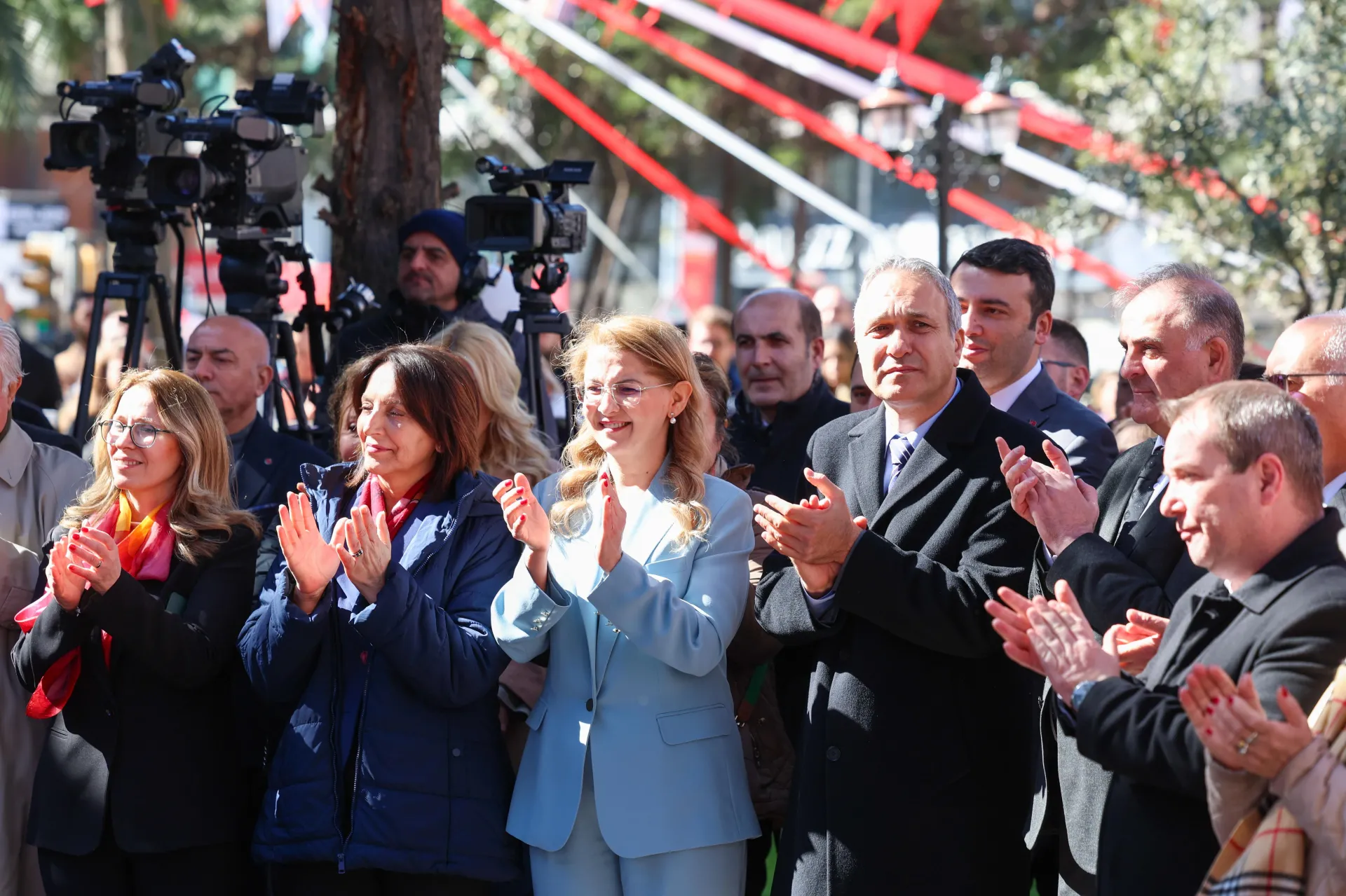 BAKIRKÖY’DE GENÇLERE YENİ MERKEZ