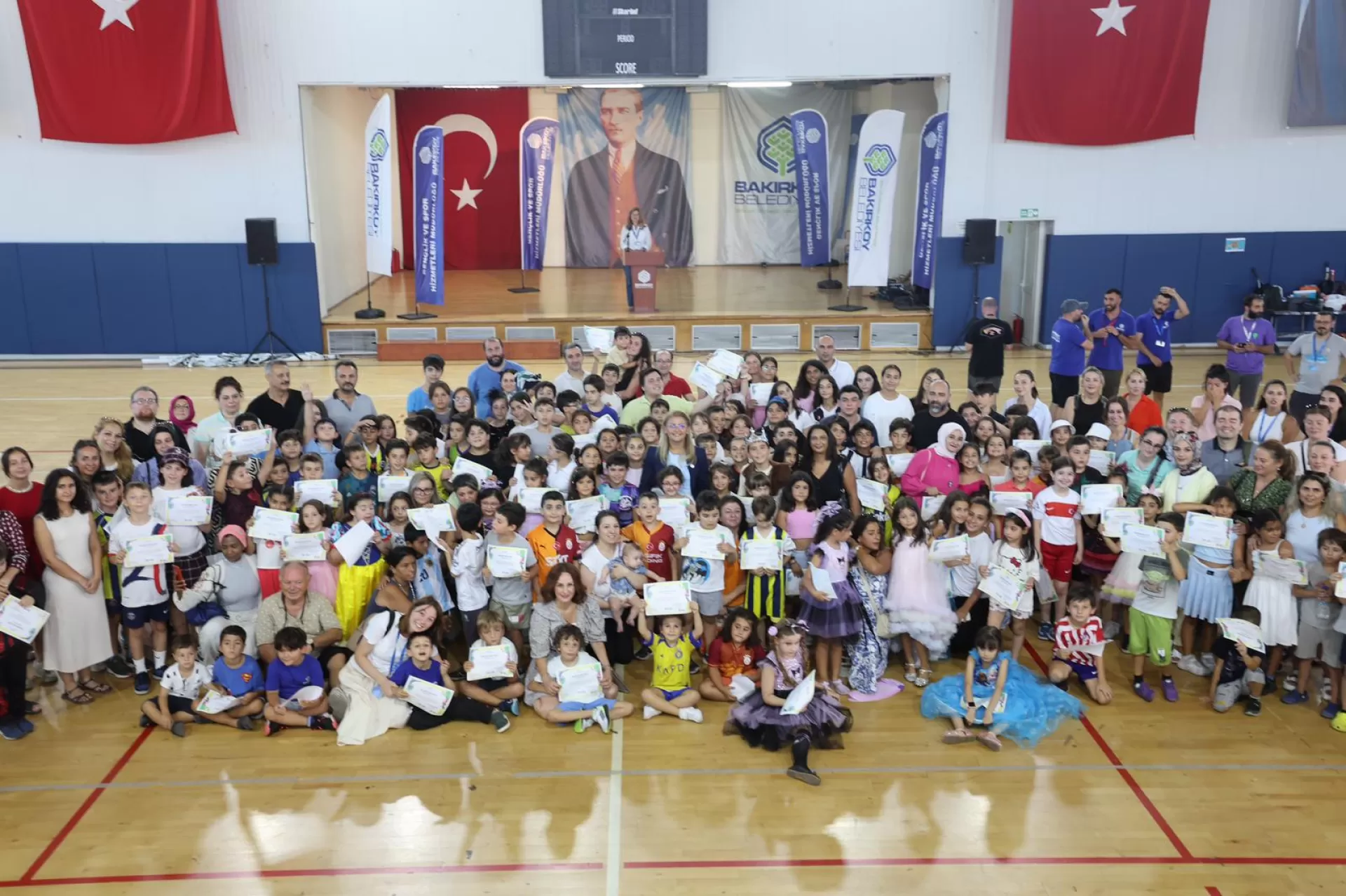 BAKIRKÖY YAZ SPOR OKULU’NDAN KAPANIŞ ŞÖLENİ