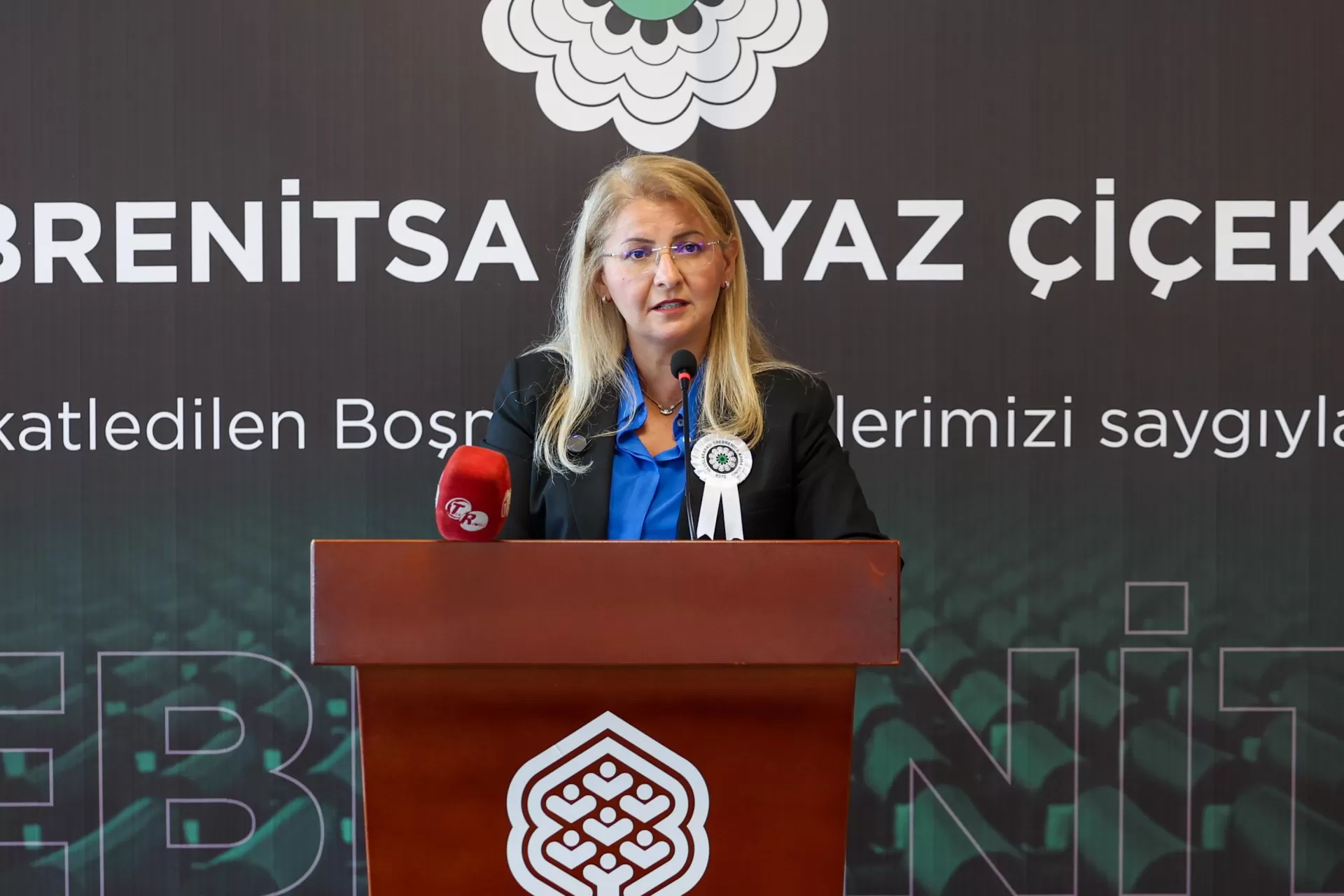 BAŞKAN OVALIOĞLU: “SREBRENİTSA SOYKIRIMI KARA BİR LEKEDİR”