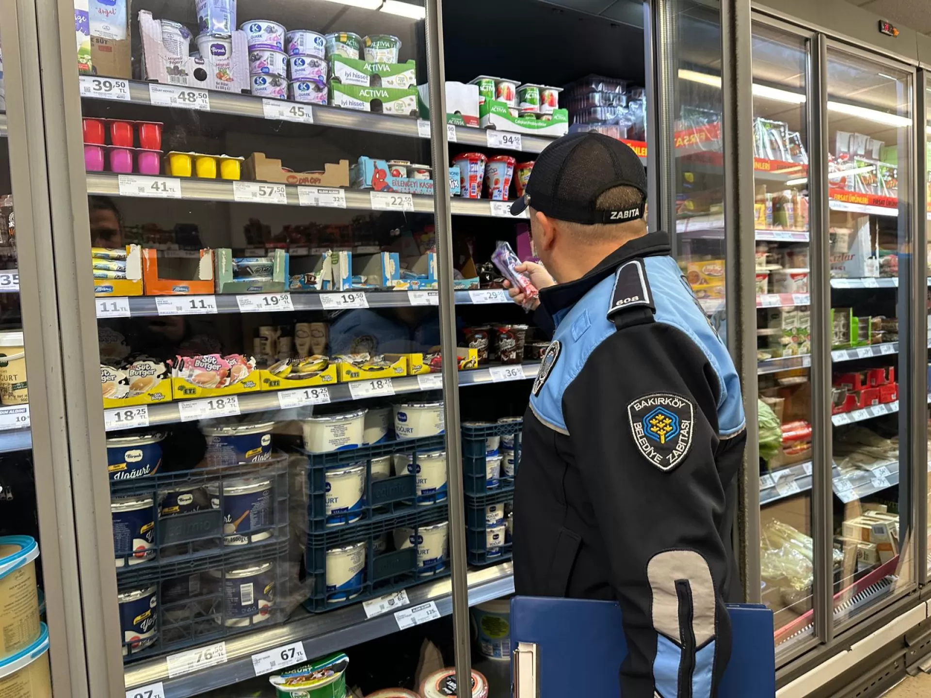 BAKIRKÖY ZABITASINDAN YİYECEK İÇECEK İŞLETMELERİNE SIKI DENETİM