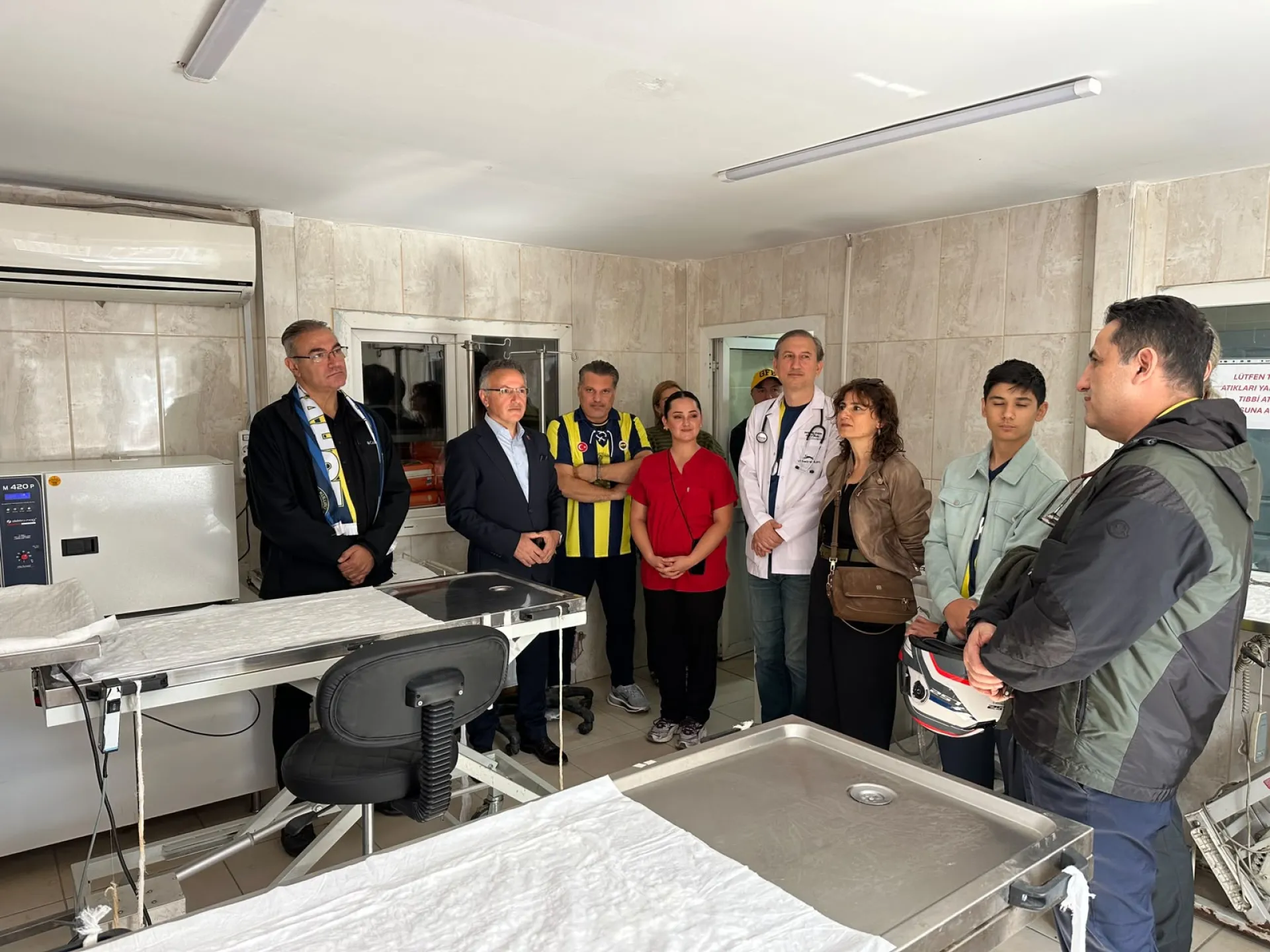 FENERBAHÇELİ VETERİNER HEKİMLER DERNEĞİ’NDEN BAKIRKÖY BELEDİYESİ’NE 1 TON MAMA DESTEĞİ