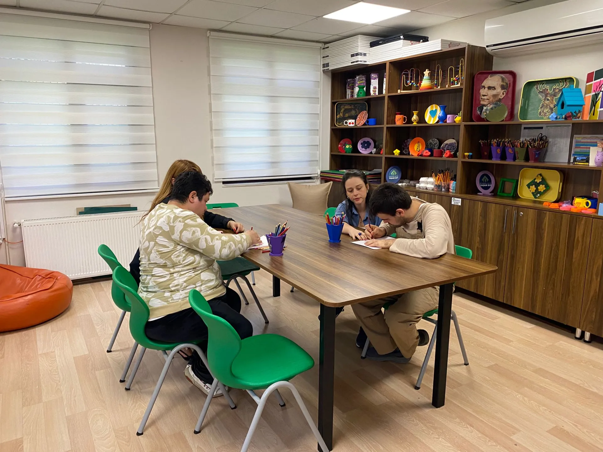 BAKIRKÖY’DE “ÖZEL GEREKSİNİMLİ BİREYLERDE DOĞRU BESLENME” SÖYLEŞİSİ