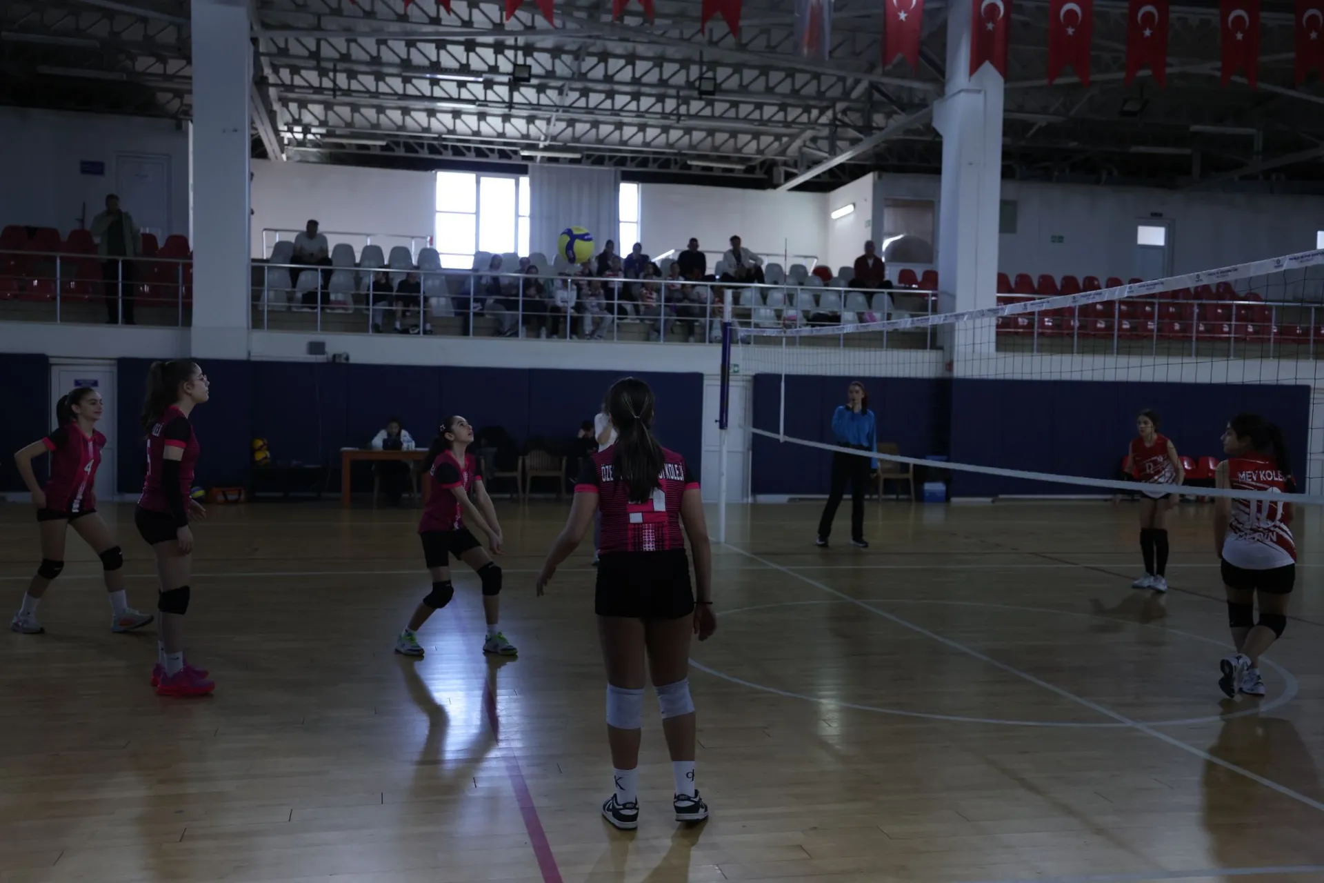 BAKIRKÖY’DE EGEMENLİK TURNUVASI COŞKUSU