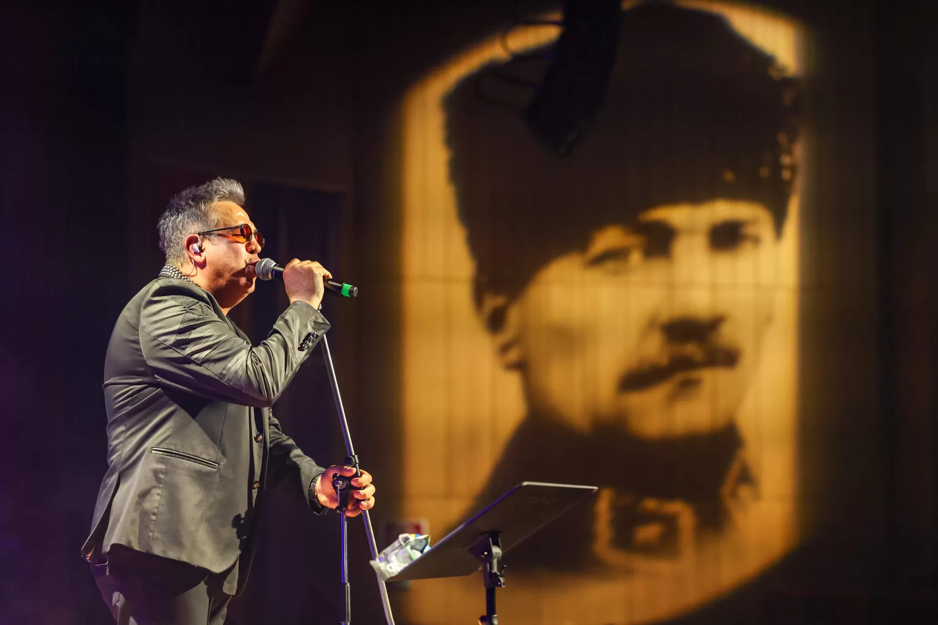 BAKIRKÖYLÜLER ATANIN HUZURUNDA