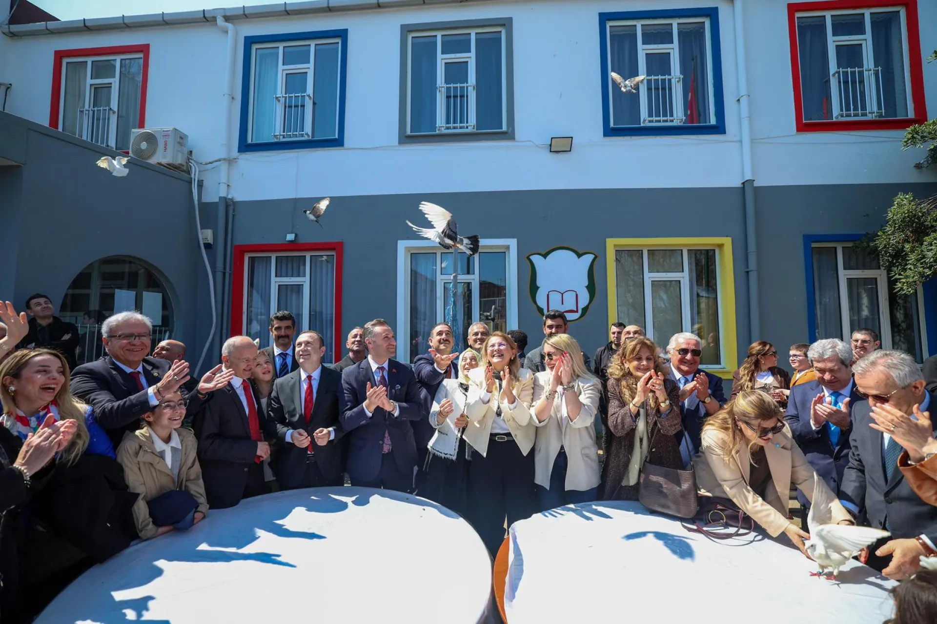 BAŞKAN OVALIOĞLU VATANDAŞLARIN PASKALYASINI KUTLADI