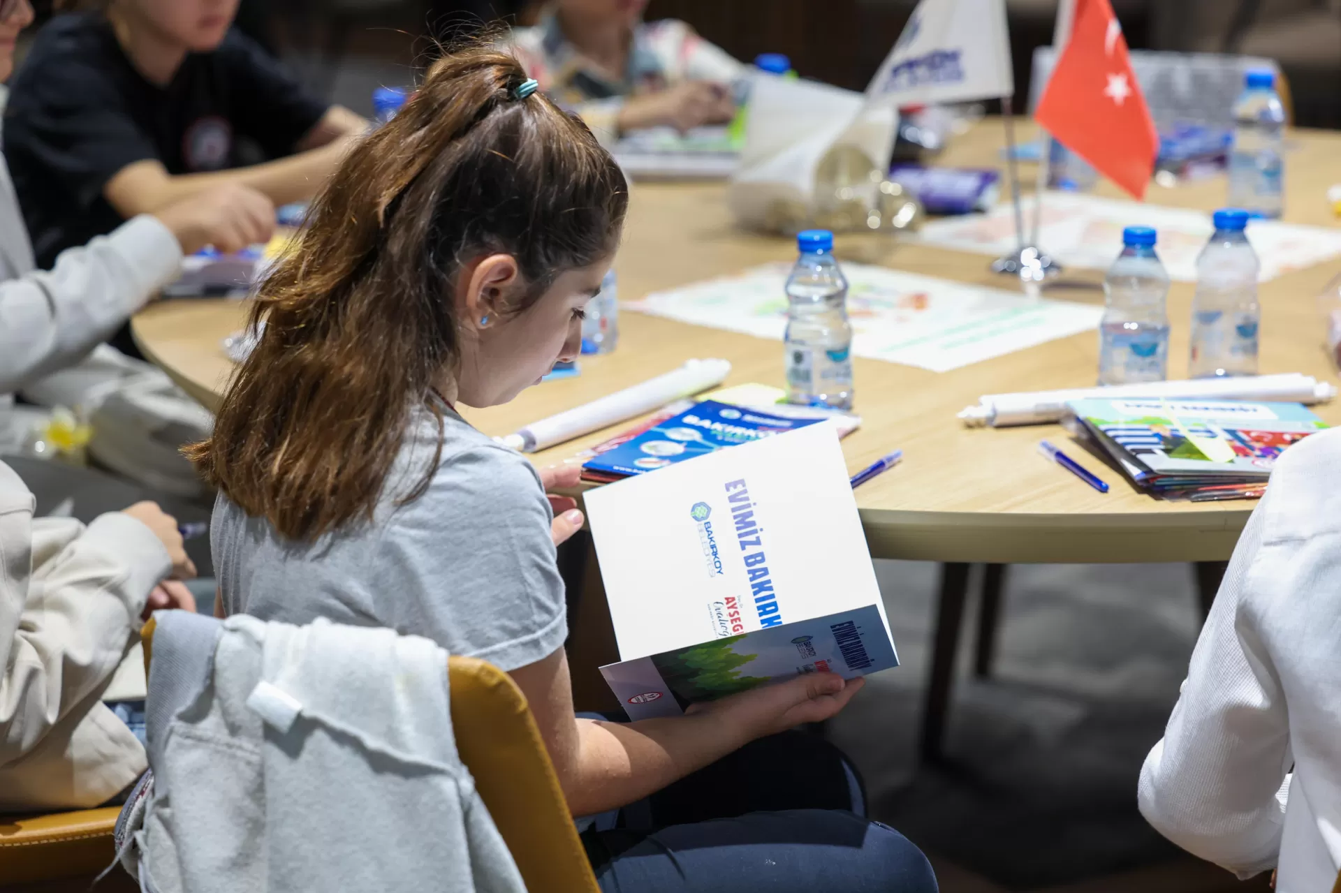 BAKIRKÖY’DE ÇOCUK MECLİSİ İÇİN İLK ADIM ATILDI