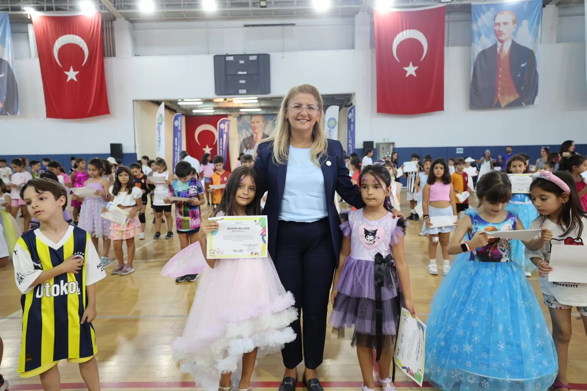 BAKIRKÖY YAZ SPOR OKULU’NDAN KAPANIŞ ŞÖLENİ