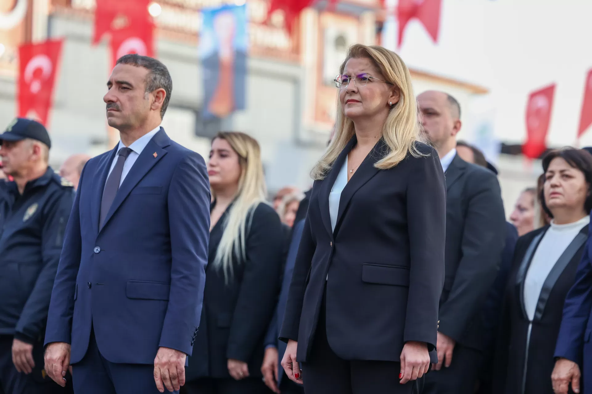 BAKIRKÖY 10 KASIM’DA ATASINI ANDI