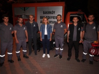 BAKIRKÖY BELEDİYESİ ARAMA KURTARMA TİMİ YANGIN BÖLGESİNDE