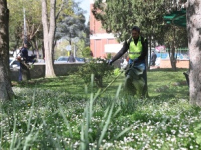 BAKIRKÖY’ÜN PARKLARI YAZA HAZIR