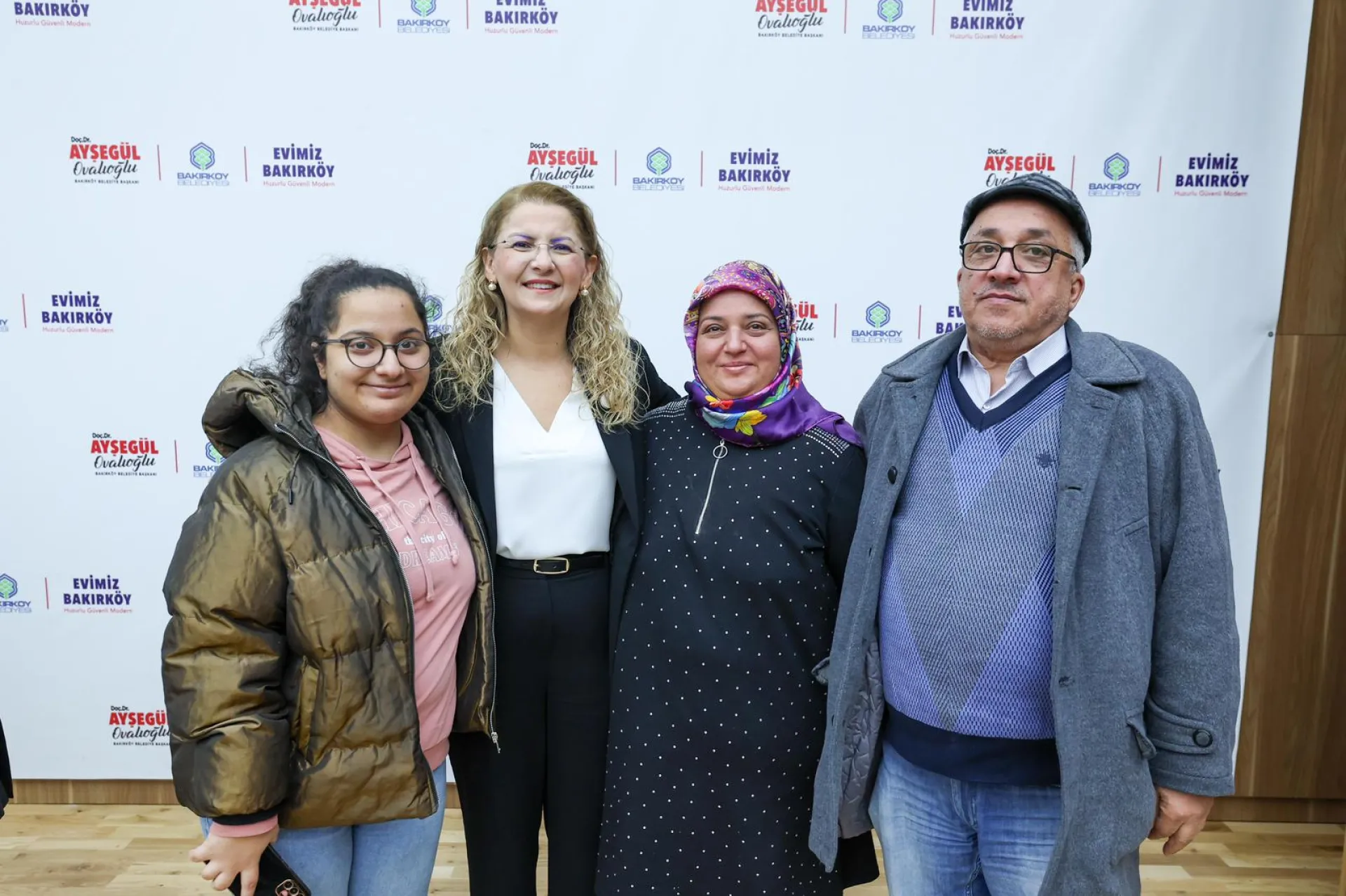 BAŞKAN OVALIOĞLU PERSONELİYLE BAYRAMLAŞTI