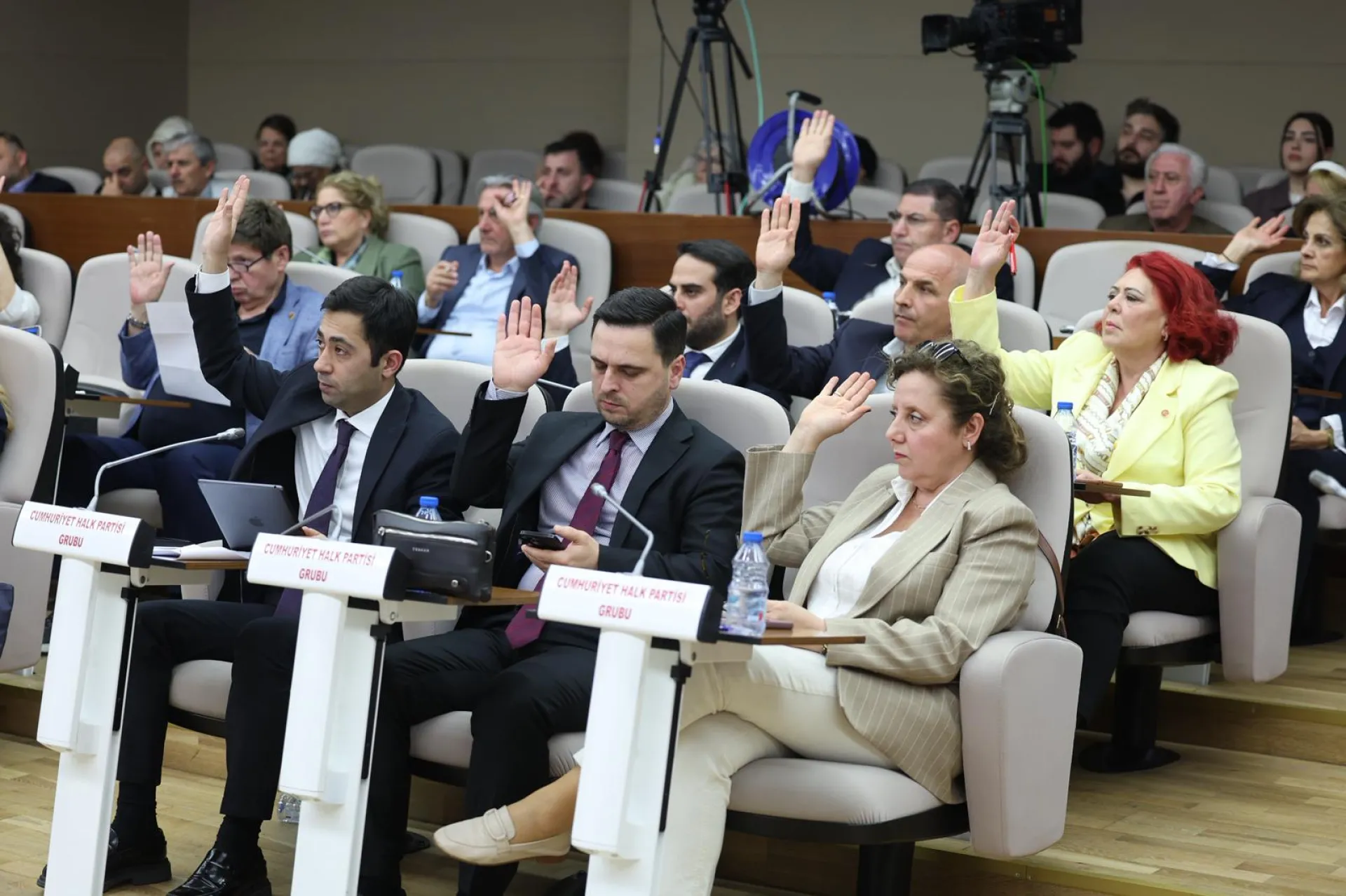 BAKIRKÖY BELEDİYE MECLİSİ’NDE SEÇİM HEYECANI