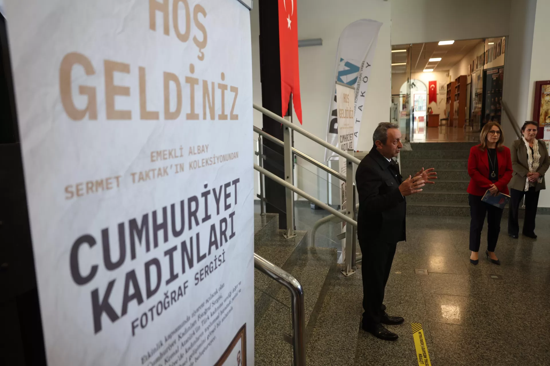 BAKIRKÖY’DE KADIN HAKLARI KONUŞULDU