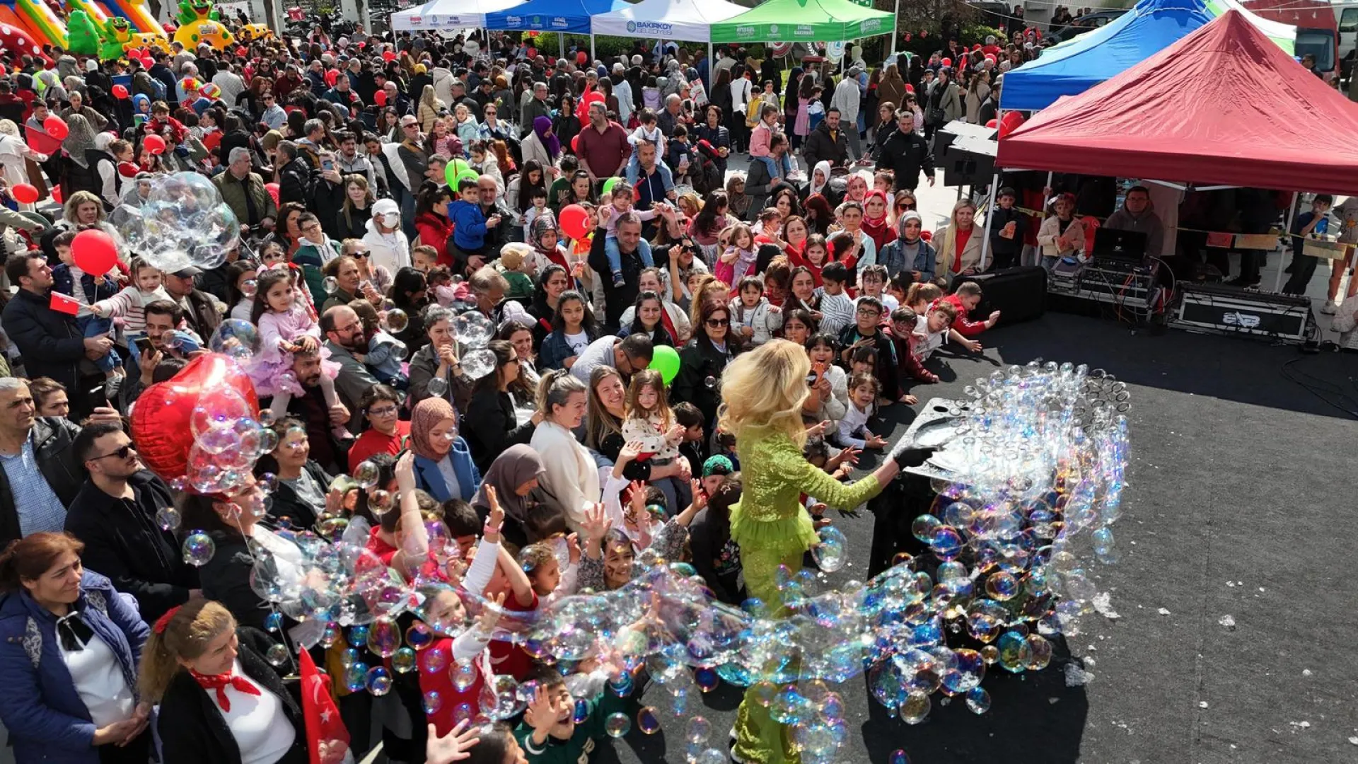 BAKIRKÖY’DE VOSVOSLAR “EGEMENLİK TURU” ATTI