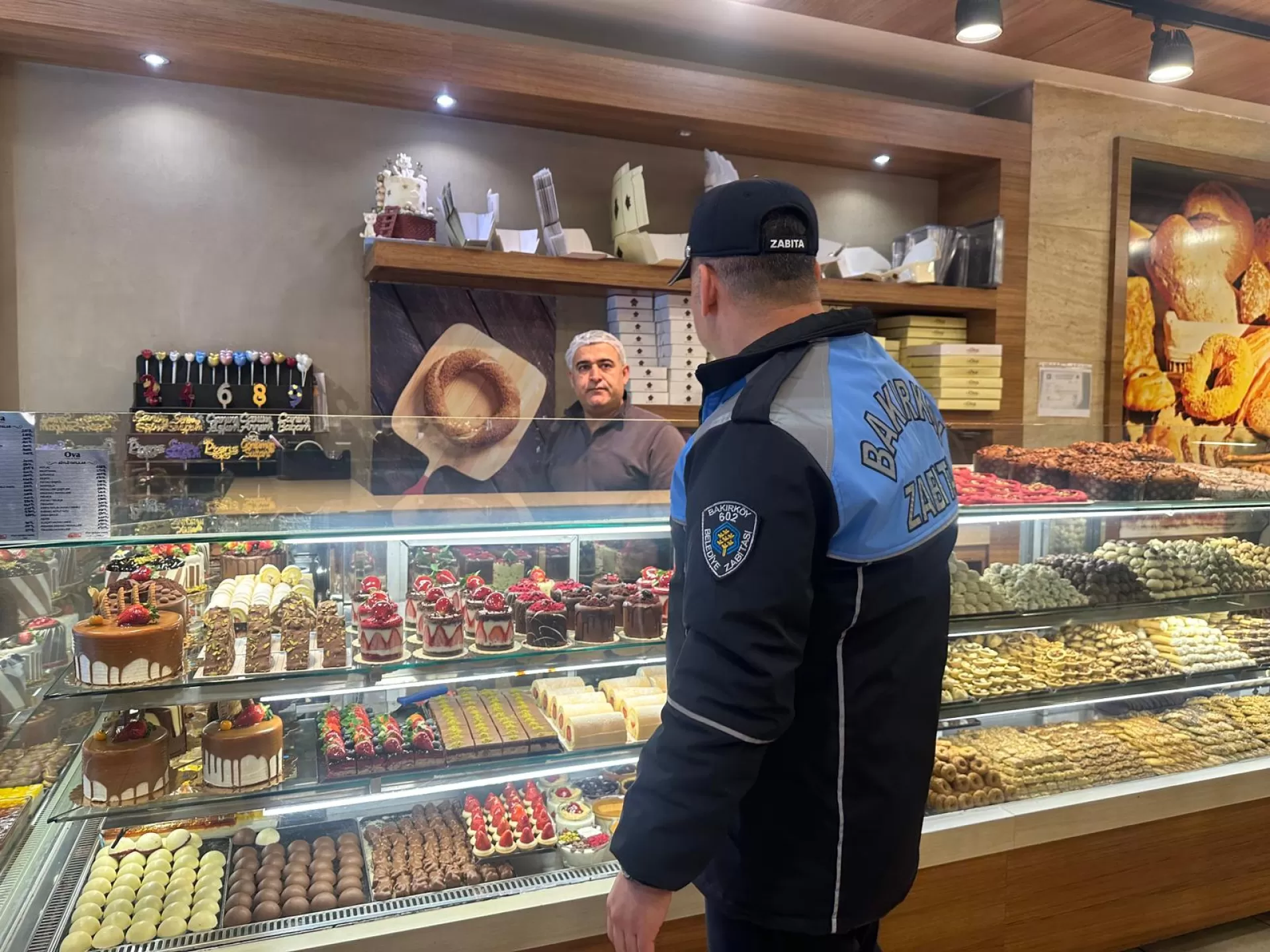 BAKIRKÖY ZABITASINDAN YİYECEK İÇECEK İŞLETMELERİNE SIKI DENETİM