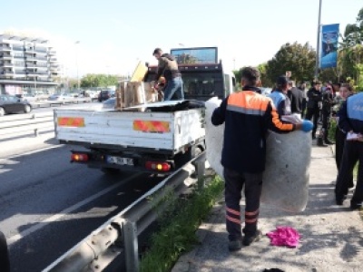 BAKIRKÖY BELEDİYESİ UYGUNSUZ BARINMA ALANLARINA MÜDAHALE EDİYOR