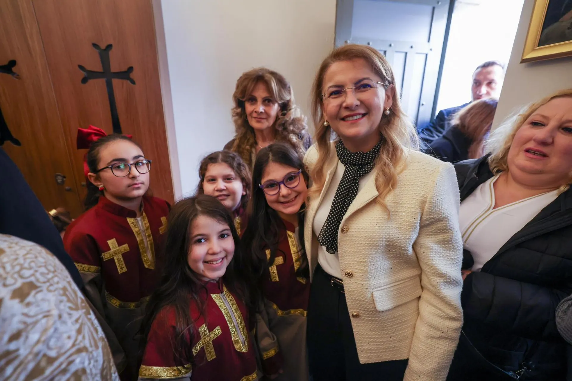 BAŞKAN OVALIOĞLU VATANDAŞLARIN PASKALYASINI KUTLADI