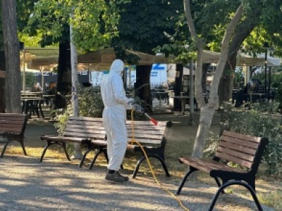BAKIRKÖY’DE ZARARLILARA KARŞI İLAÇLAMA SEFERBERLİĞİ