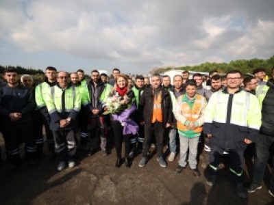 BAŞKAN OVALIOĞLU, YILIN SON GÜNÜNDE PERSONELLE BİR ARAYA GELDİ