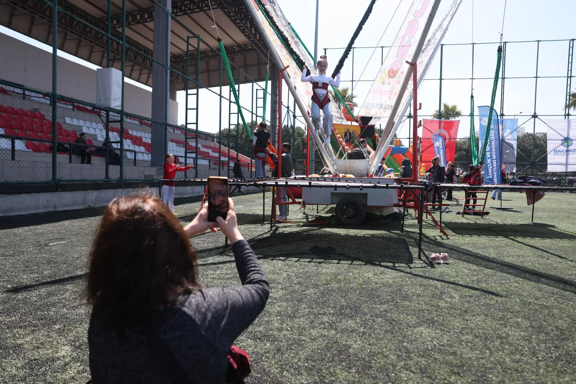 “BAKIRKÖY EGEMENLİK FESTİVALİ” 23 NİSAN’IN COŞKU DOLU RUHUNU YAŞATTI