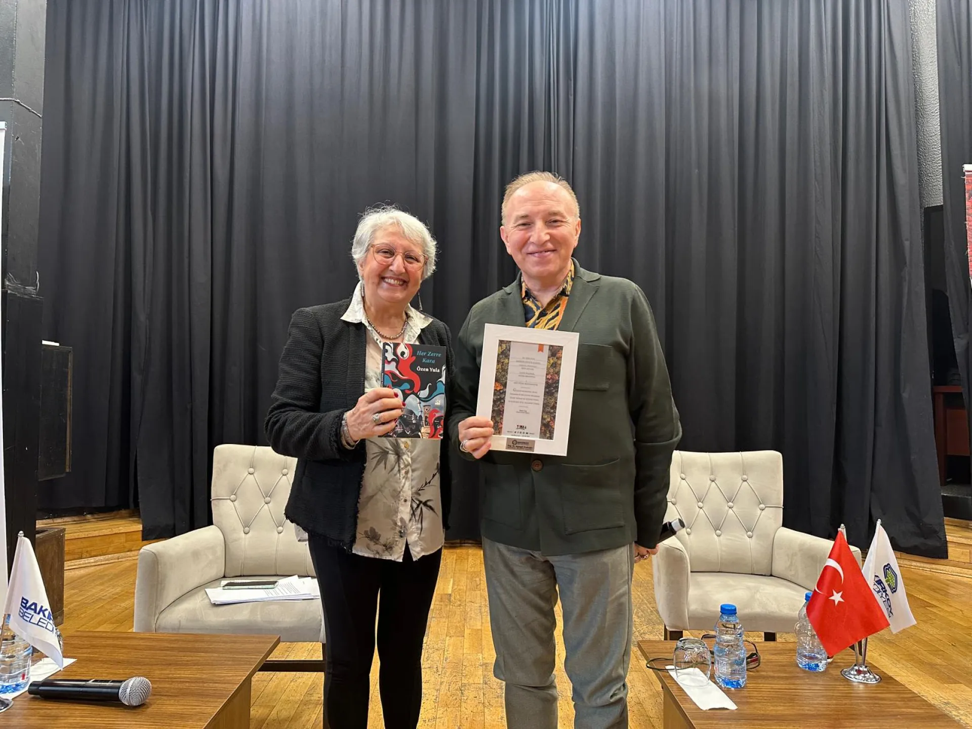 YAZAR VE YÖNETMEN ÖZEN YULA BAKIRKÖYLÜLERLE BULUŞTU