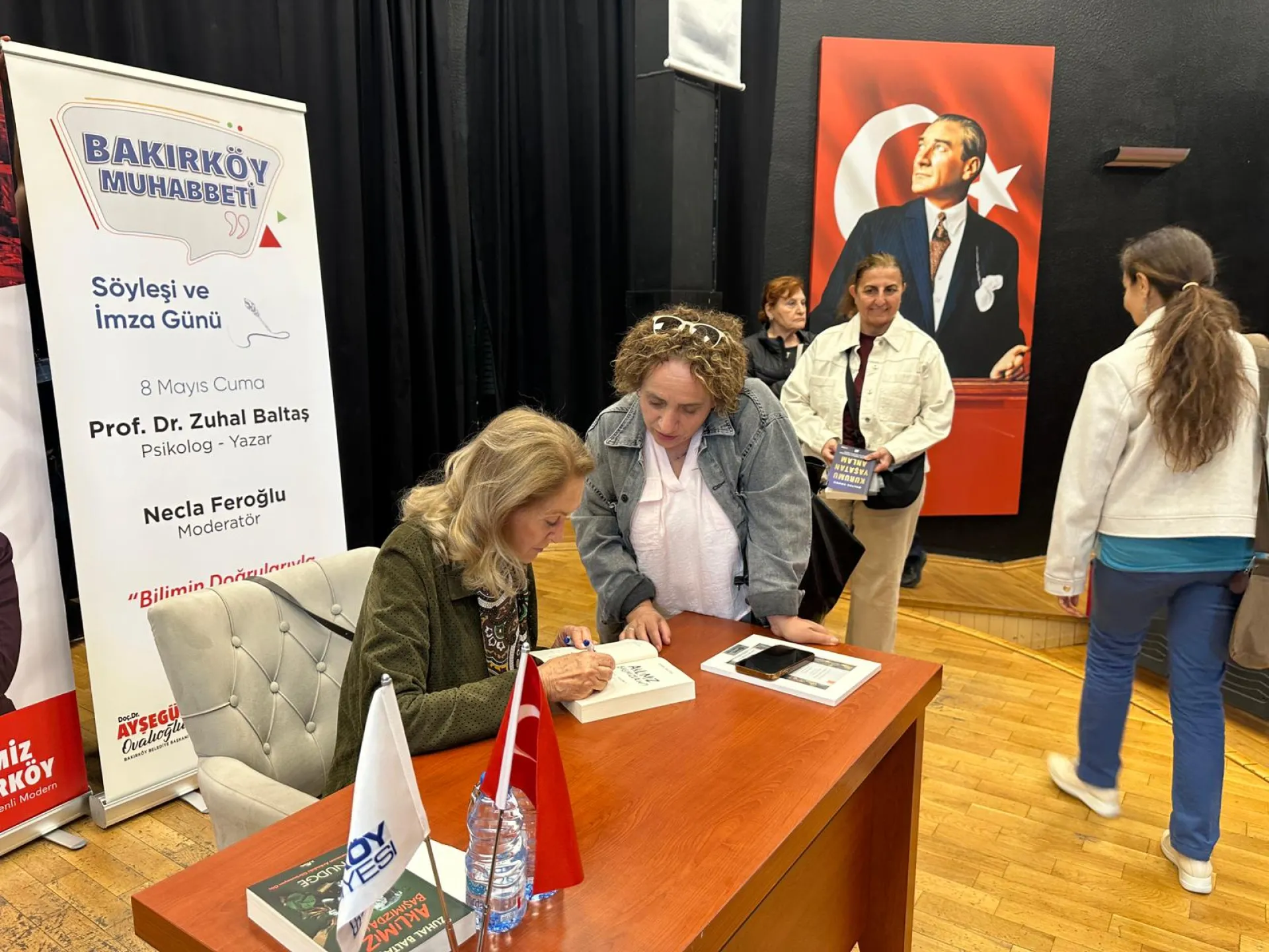 BAKIRKÖY’DE “BİLİMİN DOĞRULARIYLA YAŞAMAK” KONUŞULDU