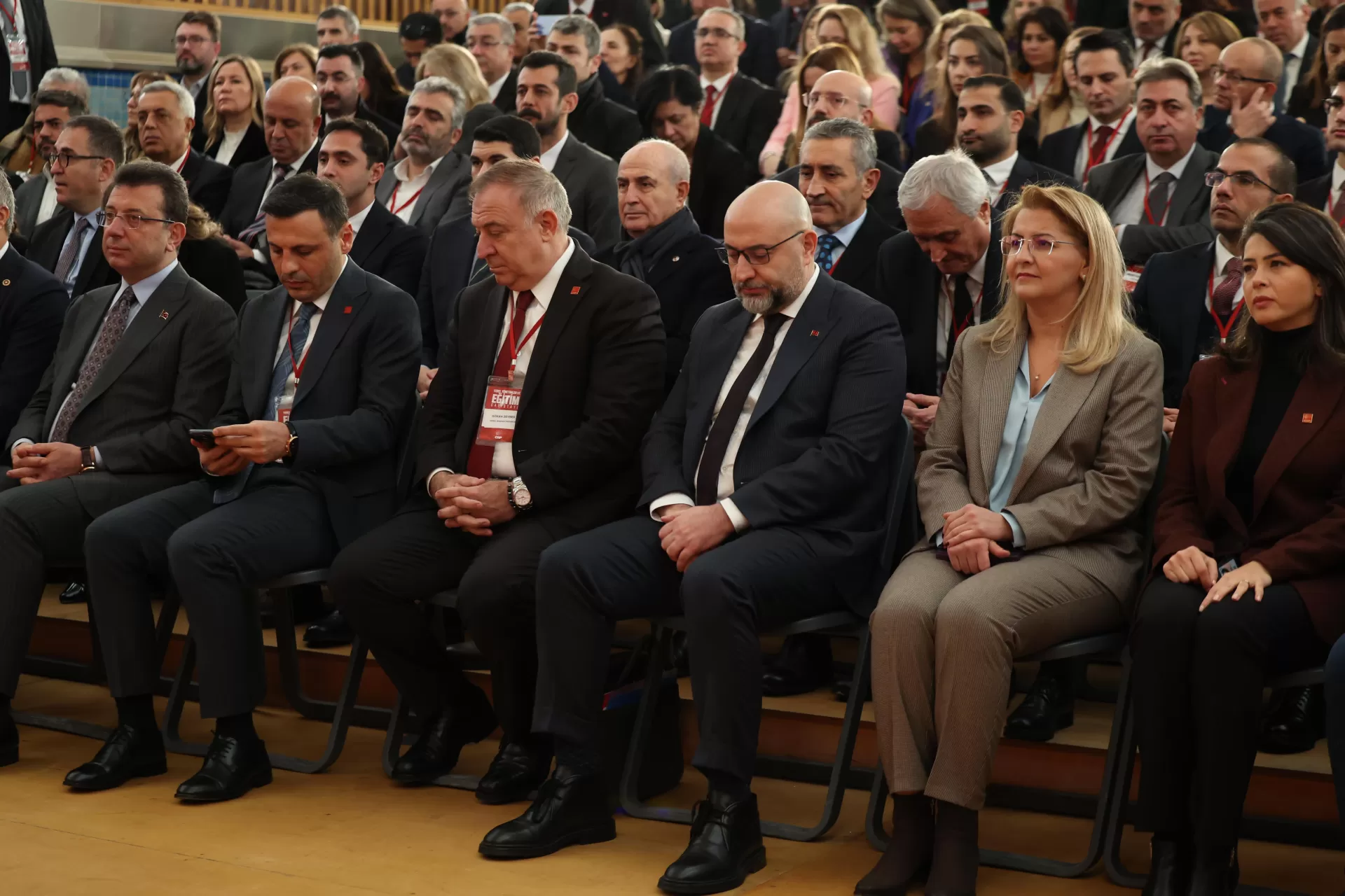 BAŞKAN OVALIOĞLU, ‘YEREL YÖNETİMLER VE EĞİTİM ÇALIŞTAYI’NA KATILDI