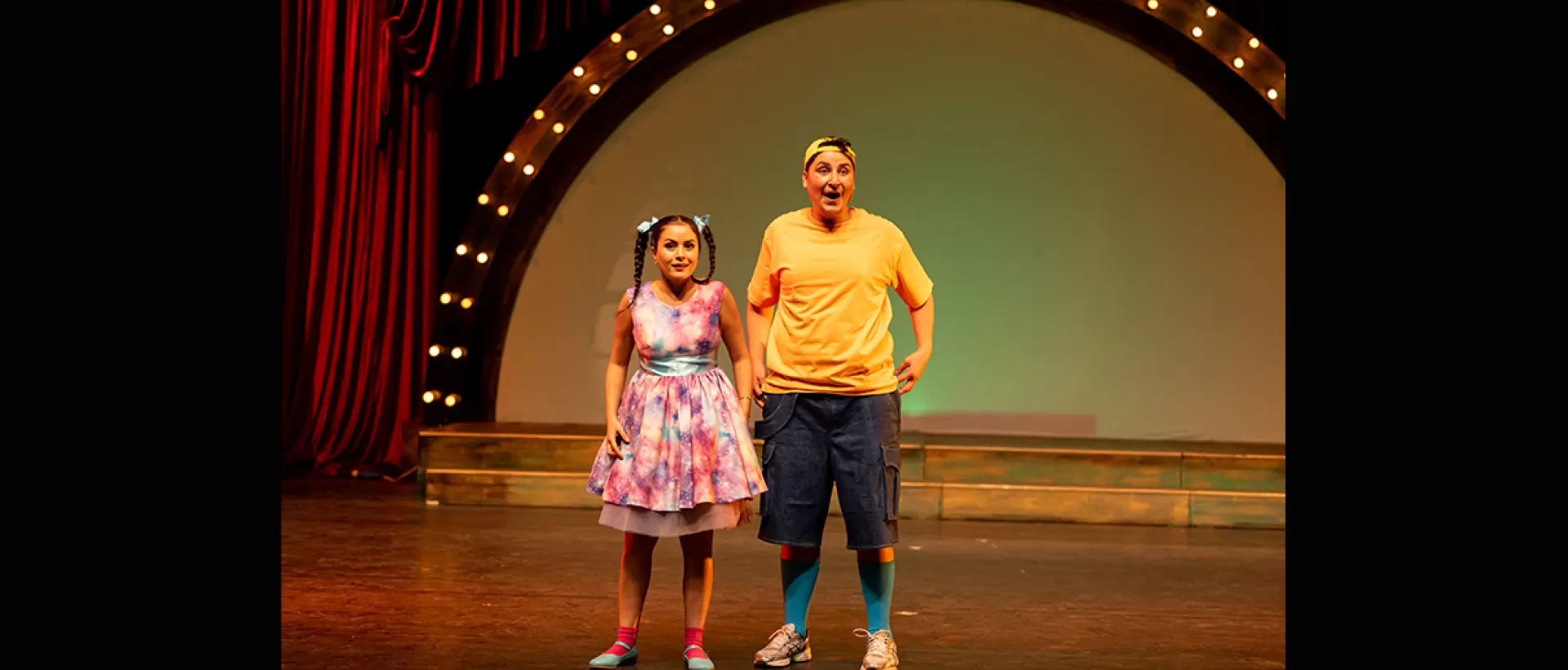 ''Tiyatronun Büyüsü'' Oyunu Bakırköy Belediye Tiyatroları Yeni Sezonda Gösterime Başladı