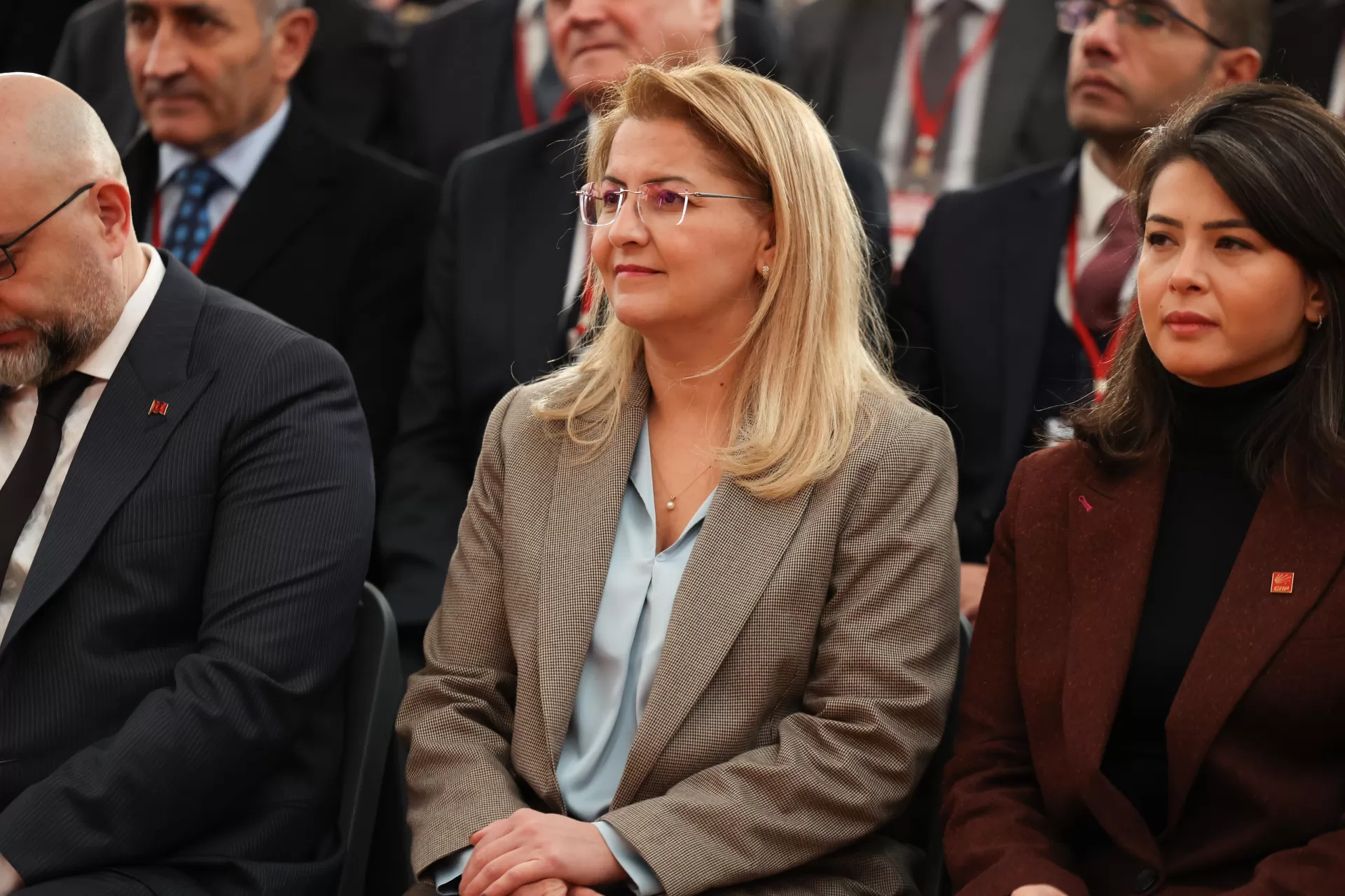 BAŞKAN OVALIOĞLU, ‘YEREL YÖNETİMLER VE EĞİTİM ÇALIŞTAYI’NA KATILDI