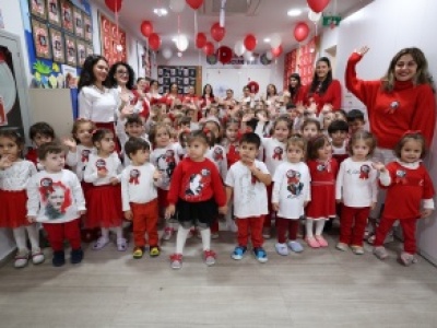 BAKIRKÖYLÜ ÇOCUKLAR CUMHURİYET’İN 101.YILINI KUTLADI
