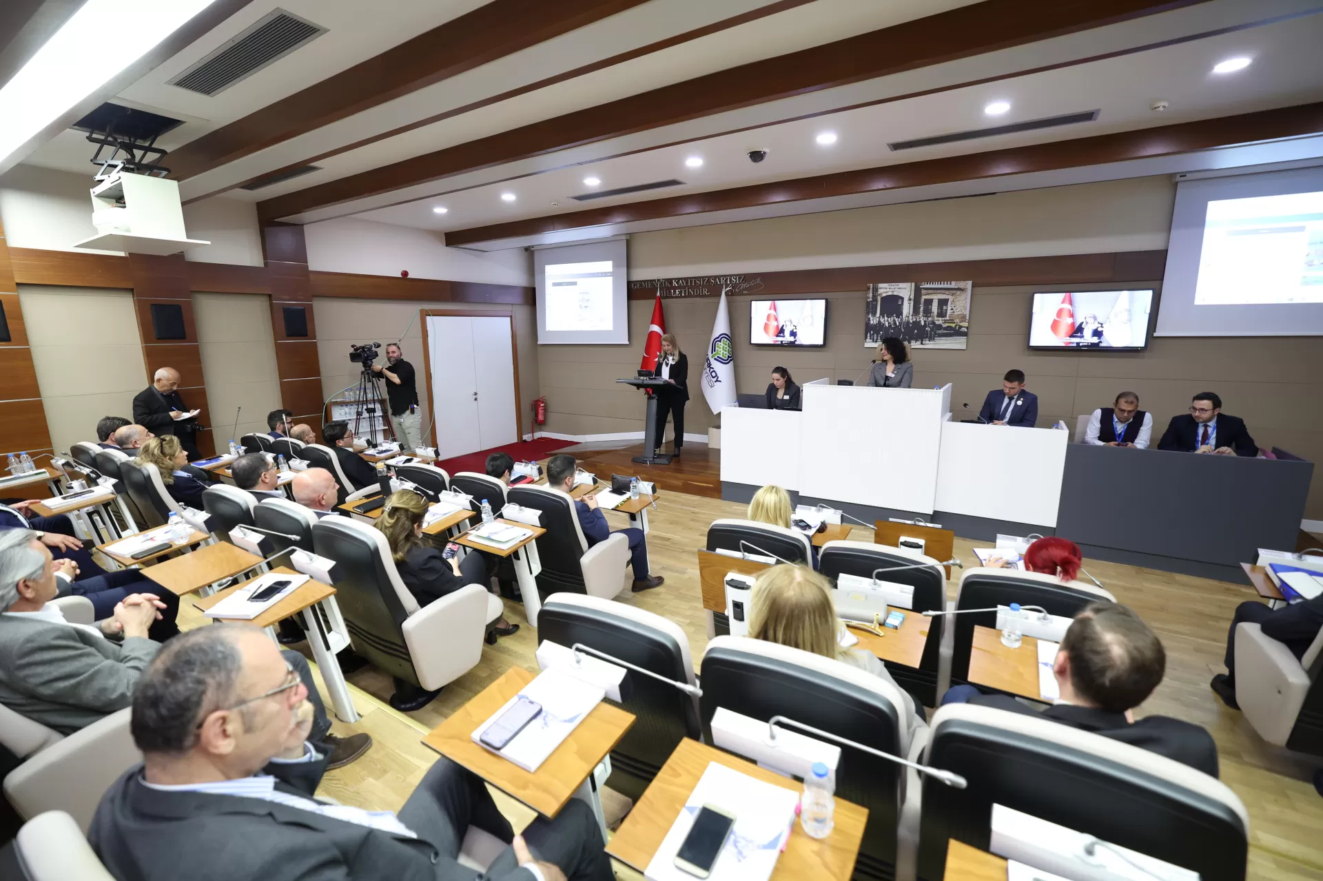 BAKIRKÖY BELEDİYESİ’NİN 2024 YILI FAALİYET RAPORU KABUL EDİLDİ