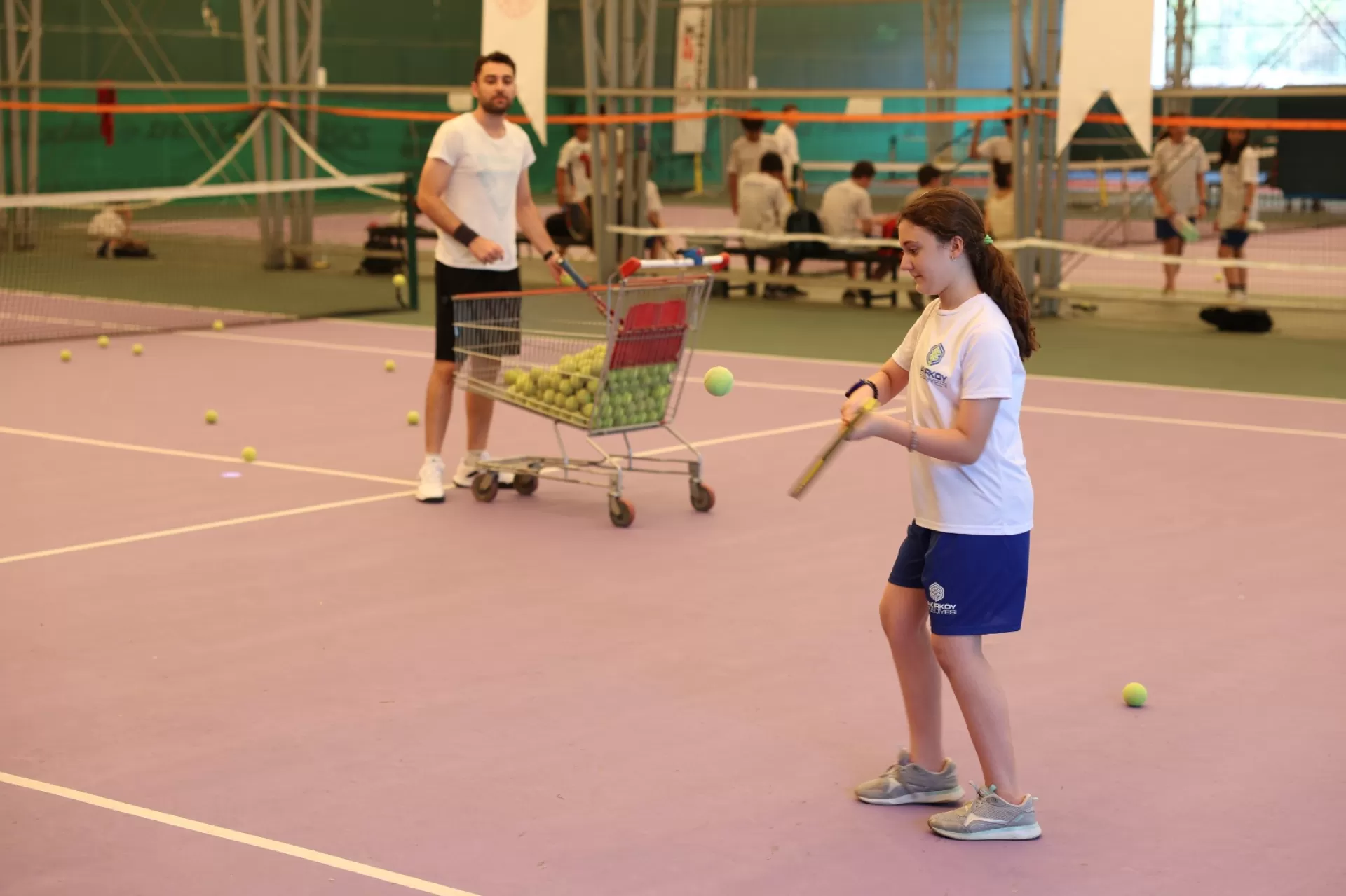 BAKIRKÖYLÜ ÇOCUKLAR YAZ BOYUNCA SPORA DOYACAK!