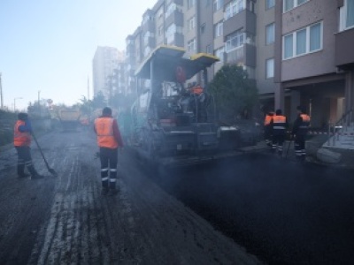 BAKIRKÖY BELEDİYESİ 50 TON ASFALT SERİMİ GERÇEKLEŞTİRDİ
