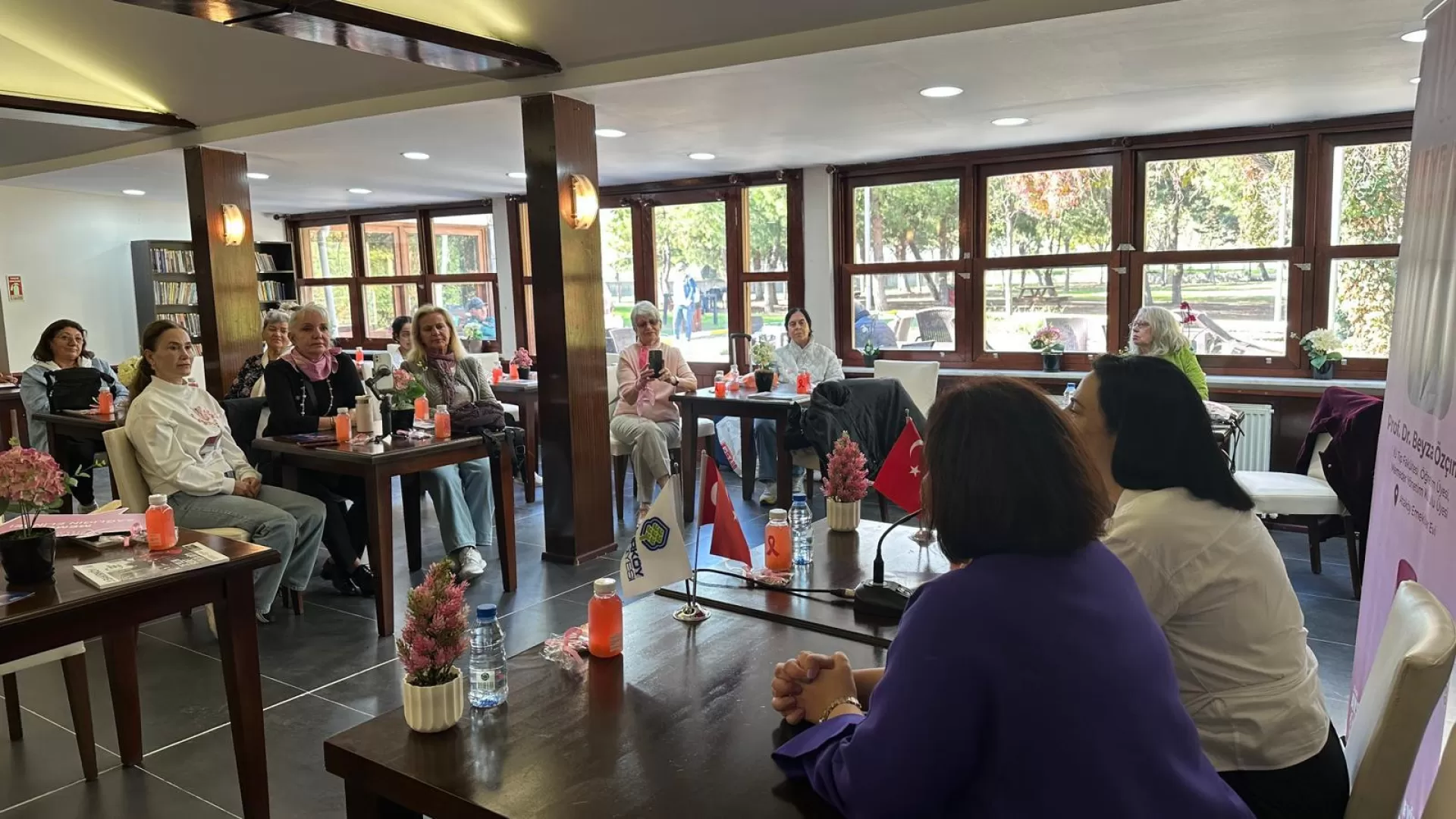 BAKIRKÖY BELEDİYESİ’NDEN MEME KANSERİ FARKINDALIĞI SÖYLEŞİSİ