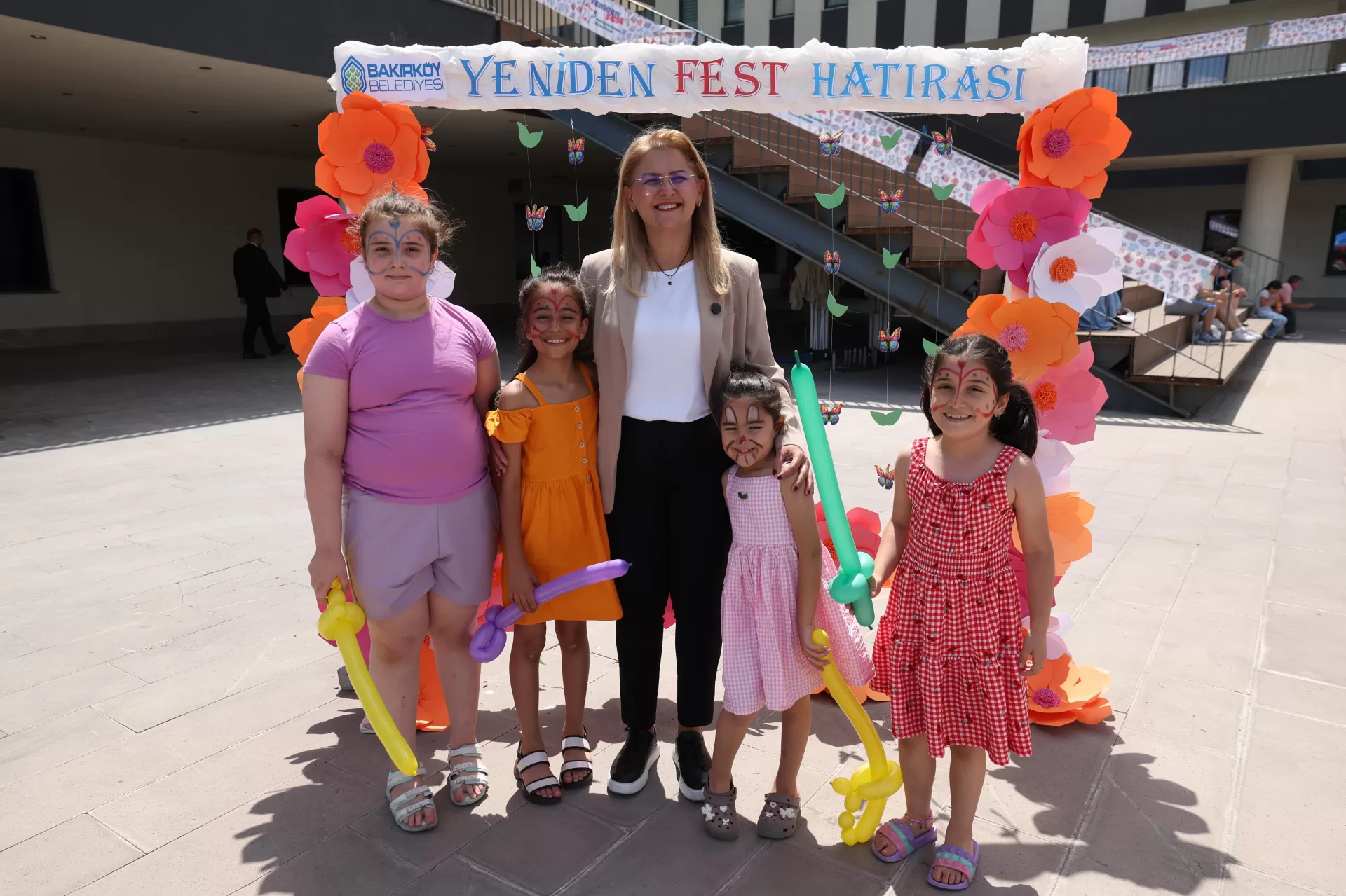 BAKIRKÖY YENİDENFEST’E YOĞUN İLGİ