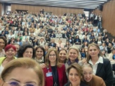 BAŞKAN OVALIOĞLU, KADIN ÇALIŞANLARLA BULUŞTU